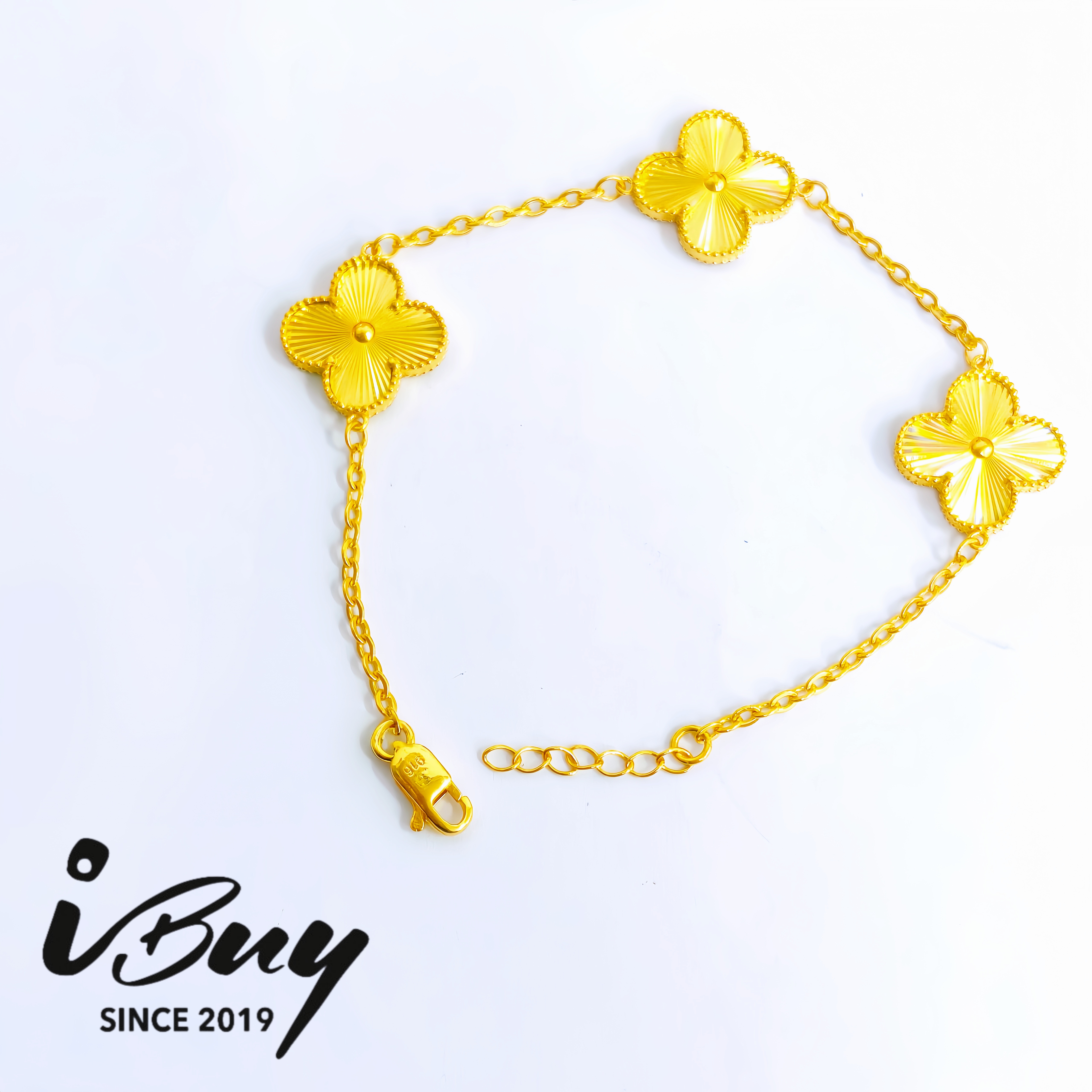 916 GOLD 15MM NORTHERN LIGHT 3 VCA BRACELET 916 金 15MM 极光3花四叶草万字手链