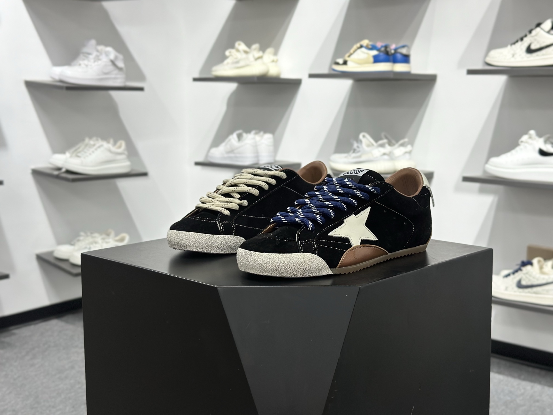 Golden Goose True Star