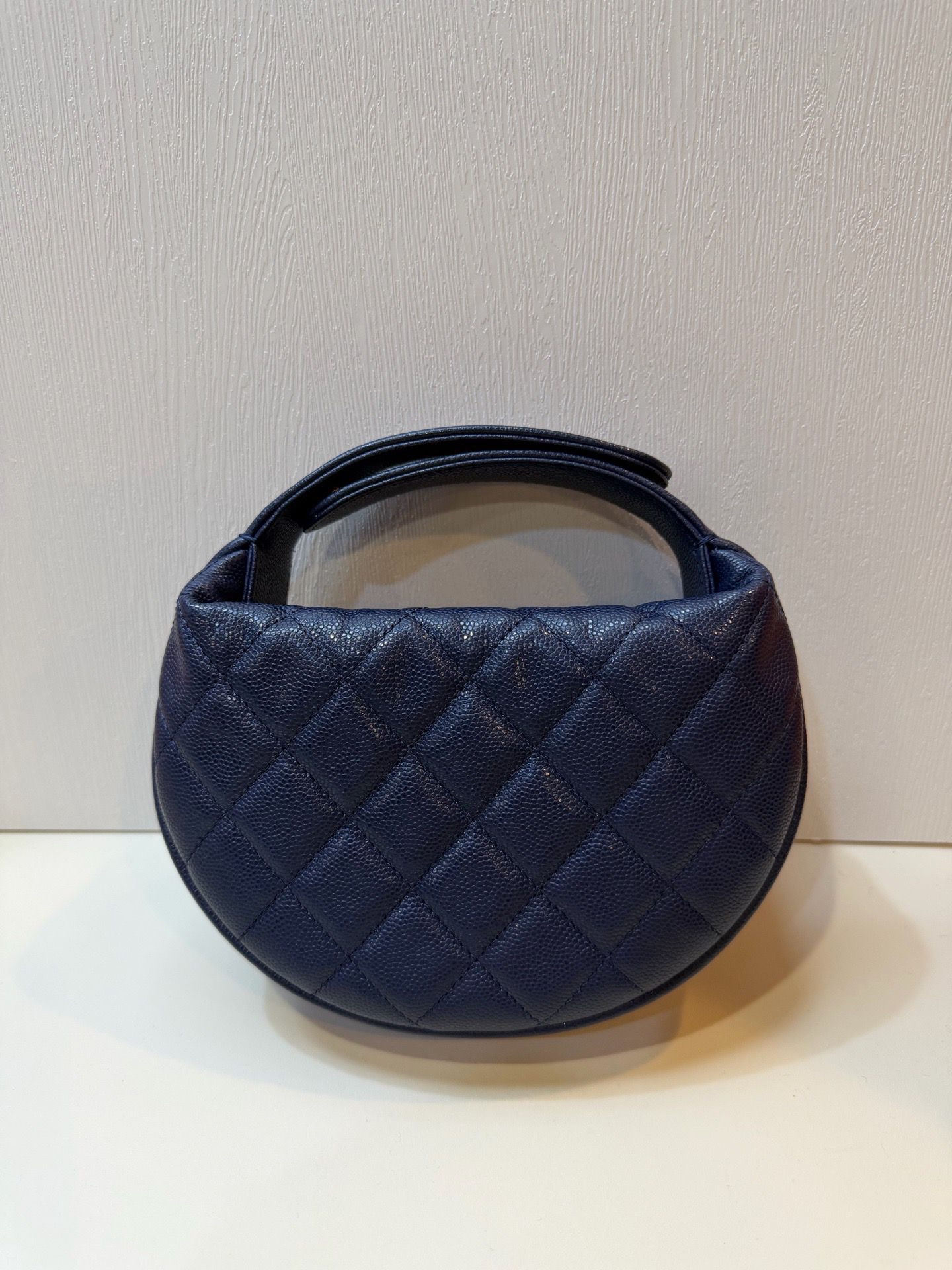 Pre-Owned CHANEL Mini Hobo Bag