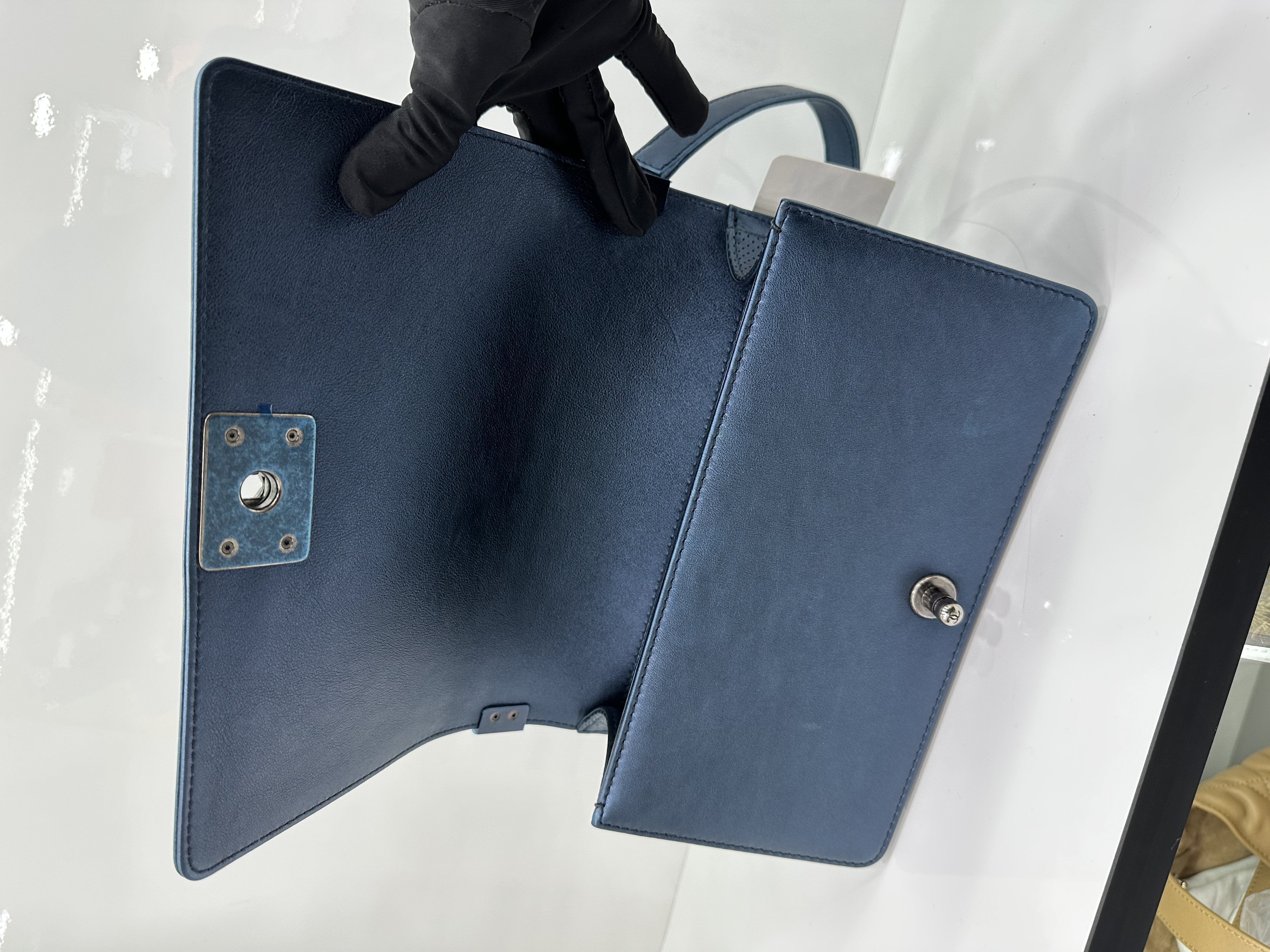 直播貨品 |  [1個-$100 2個-$300］EE102