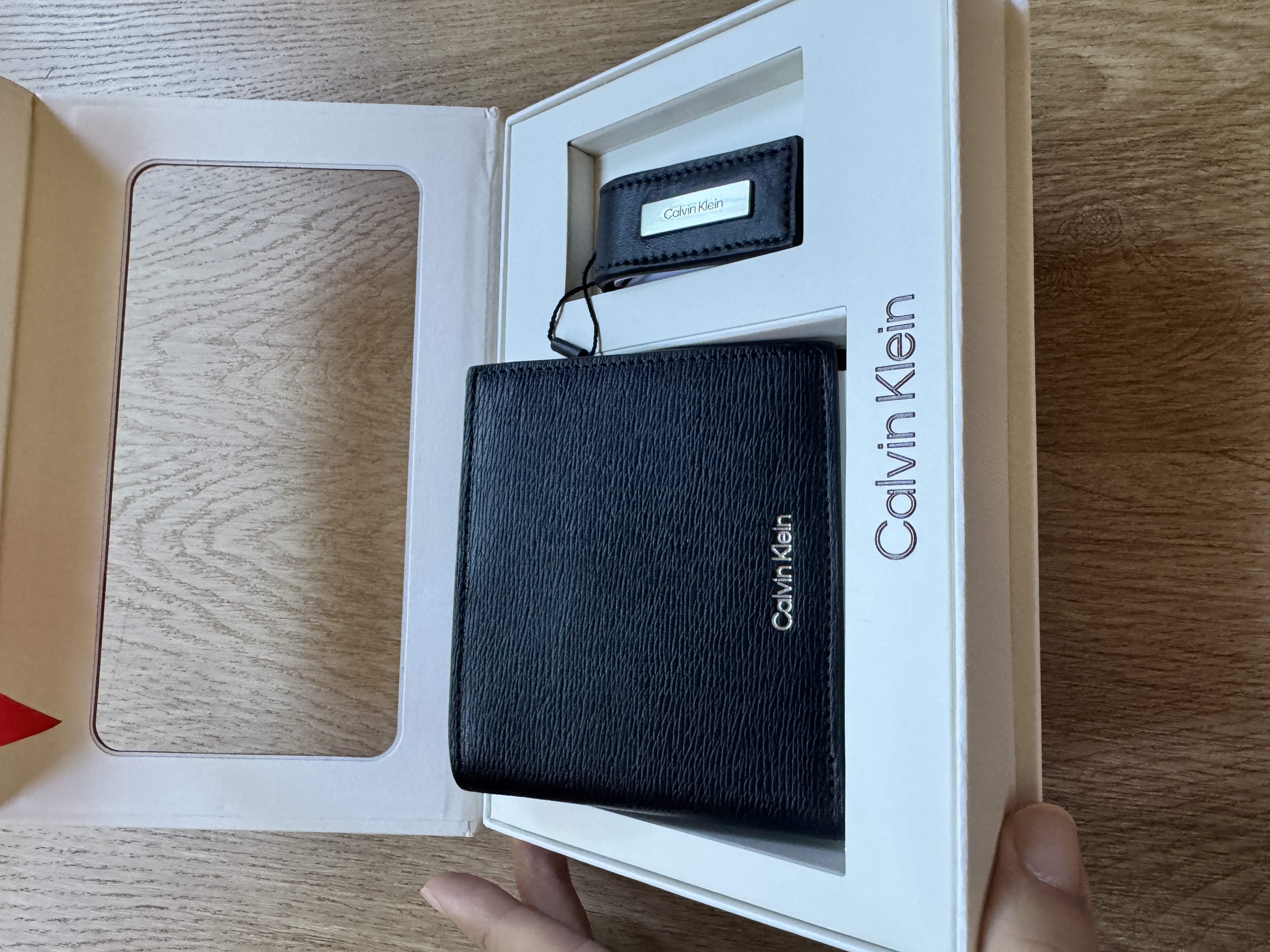 Calvin Klein銀包套裝 (香港現貨）