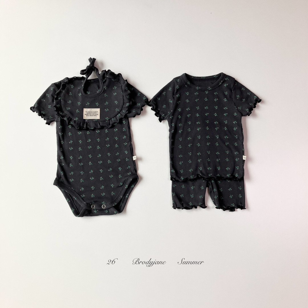 Gypsophila 2 Short-Sleeve