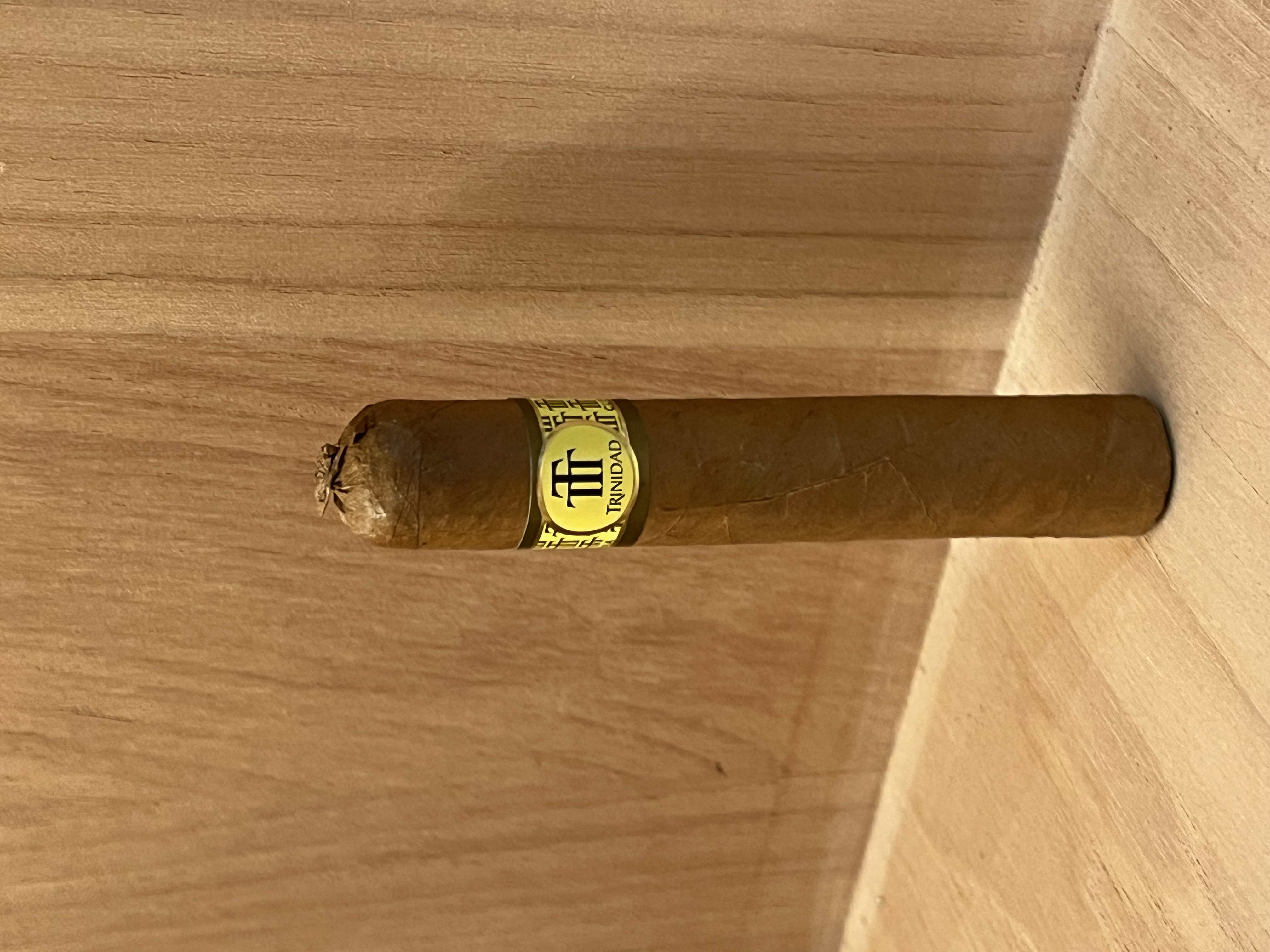 Trinidad千里達維達半月Media Luna （單支）