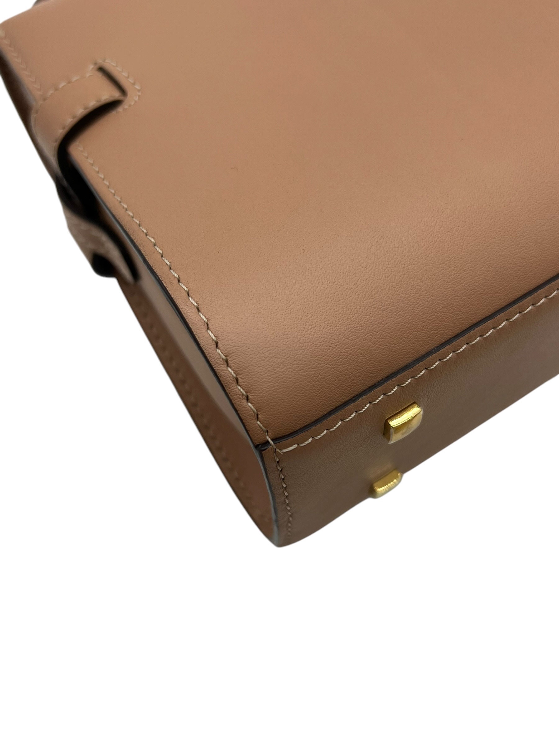 Pre-owned DELVAUX PM / Product Code: 080304