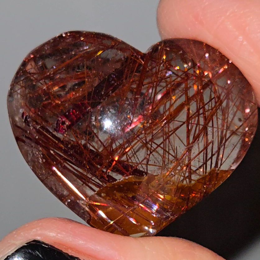 Red rutilated quartz heart from Brazil - RT727
