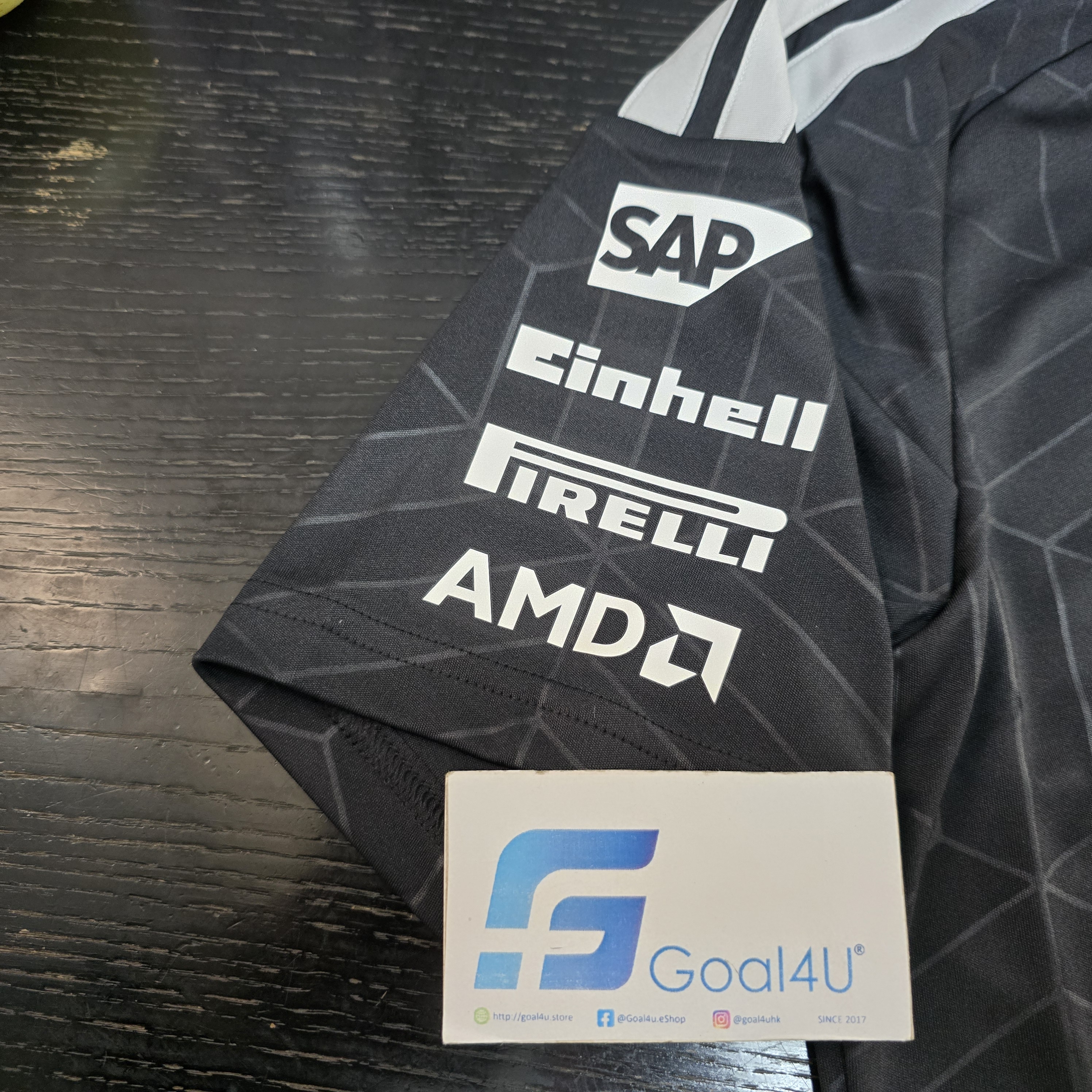 #部分碼現貨 Adidas F1 Mercedes Benz 平治車隊 2026 黑色車手短袖隊服 KF0161