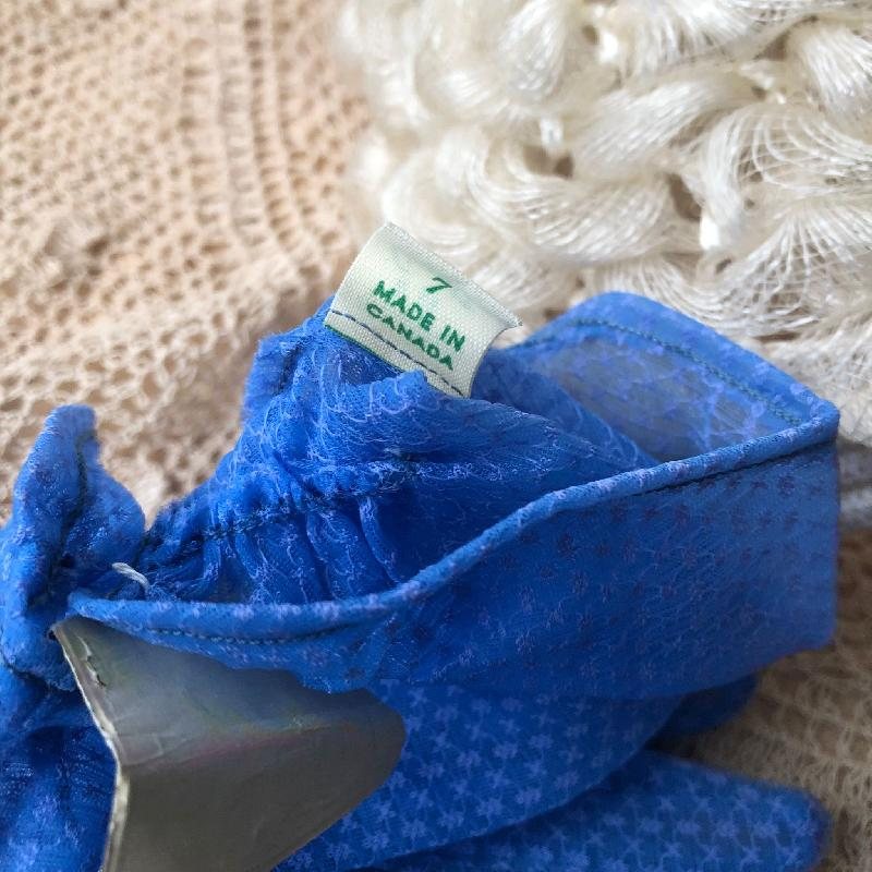 Vintage C.a. 1960s Austin Made in Canada Blue Pattern Beaded Gloves -  New Old Stock(MT165-3)