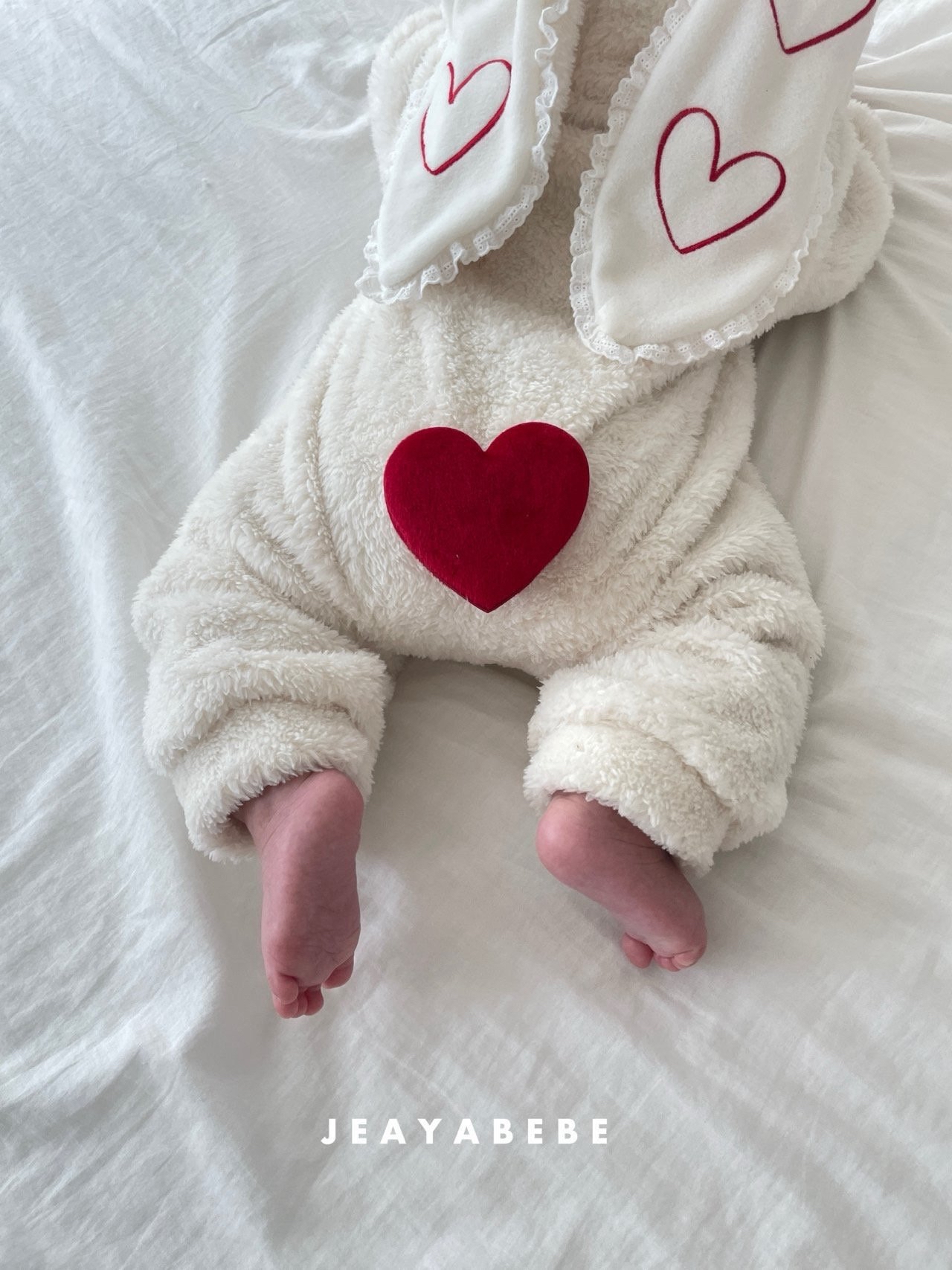 Jeayabebe | Rabbit suit Cream
