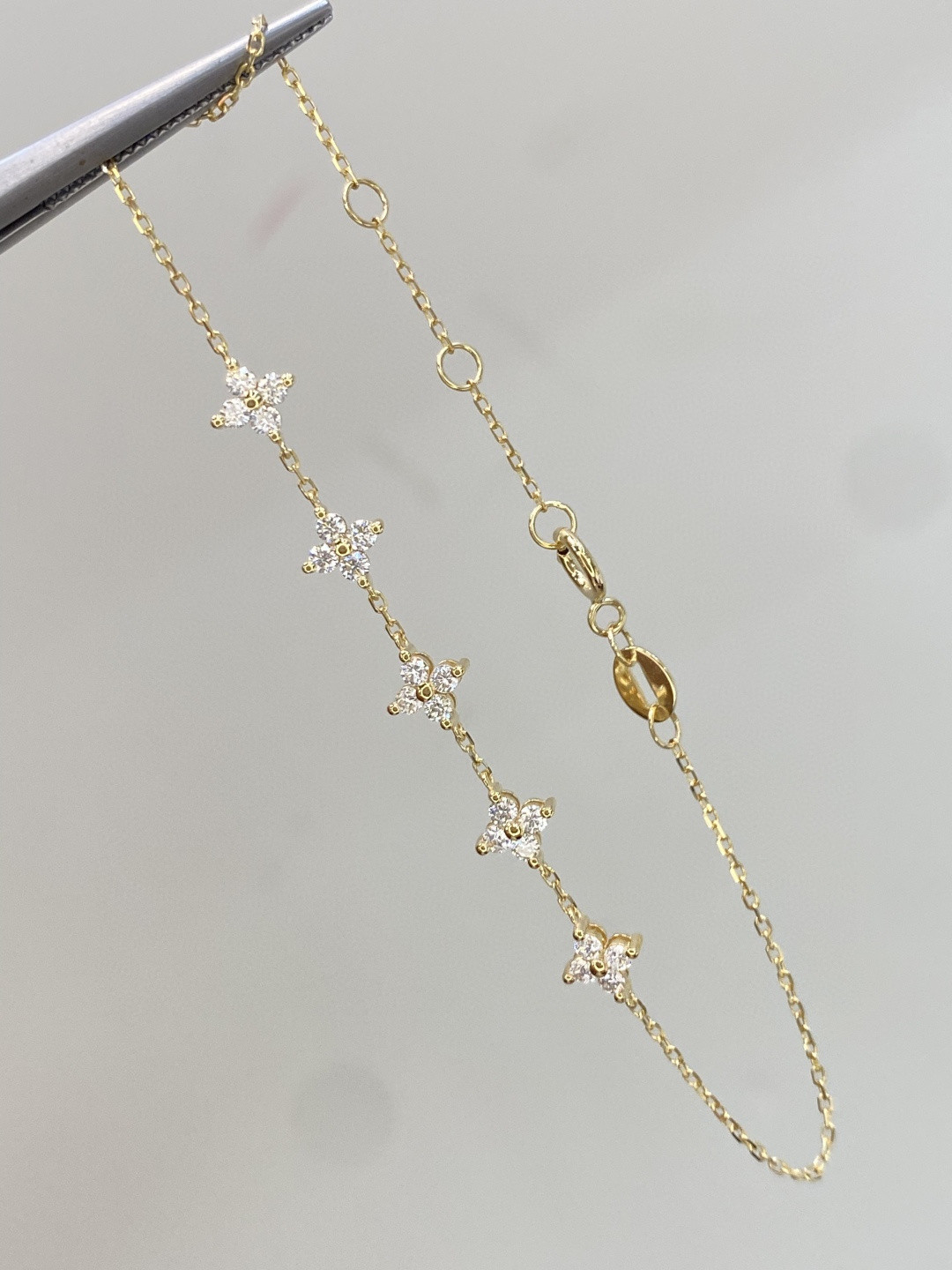 18K Diamond Bracelet 