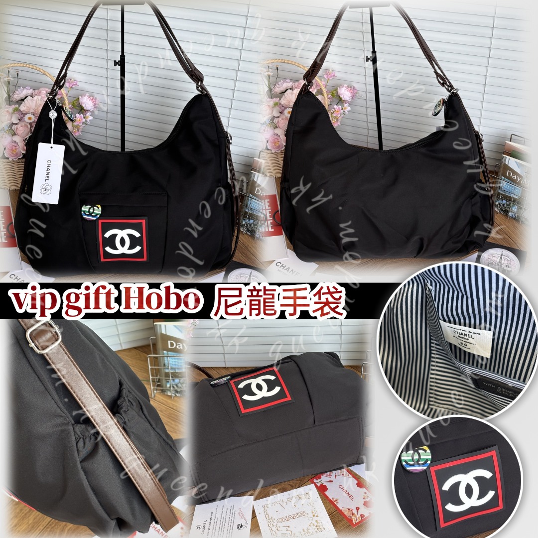 CHANEL vip gift Hobo 尼龍手袋