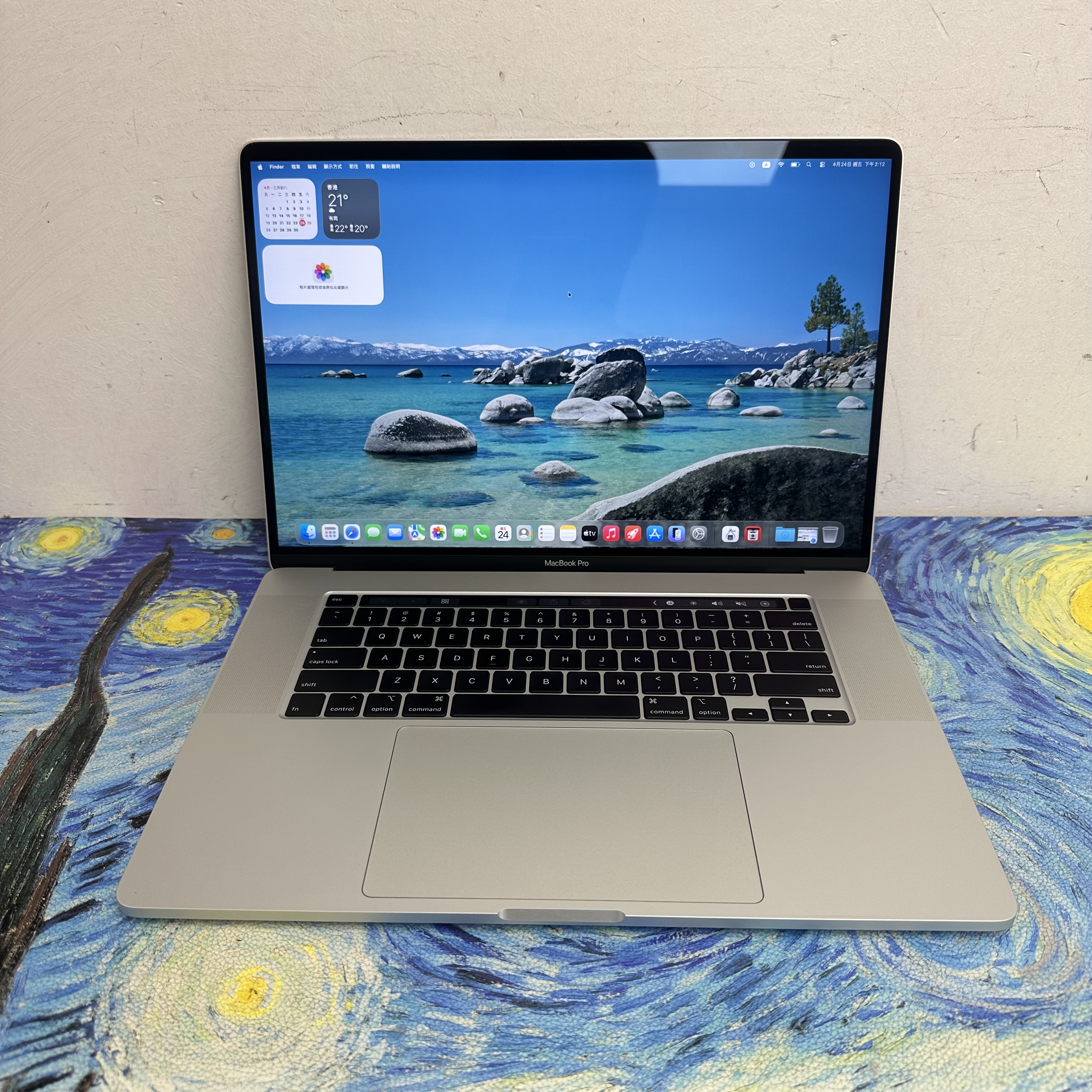 (性價比高 Touch Bar❤️‍🔥MacBook Pro M1 CPU）Apple MacBook Pro 2021/APPLE Retina/M1 CPU/16GB Ram/256GB SSD/Touch ID/13.3吋Mon/太空灰/ Gaming Laptop / Notebook/Movie / Netflix / Office / Work