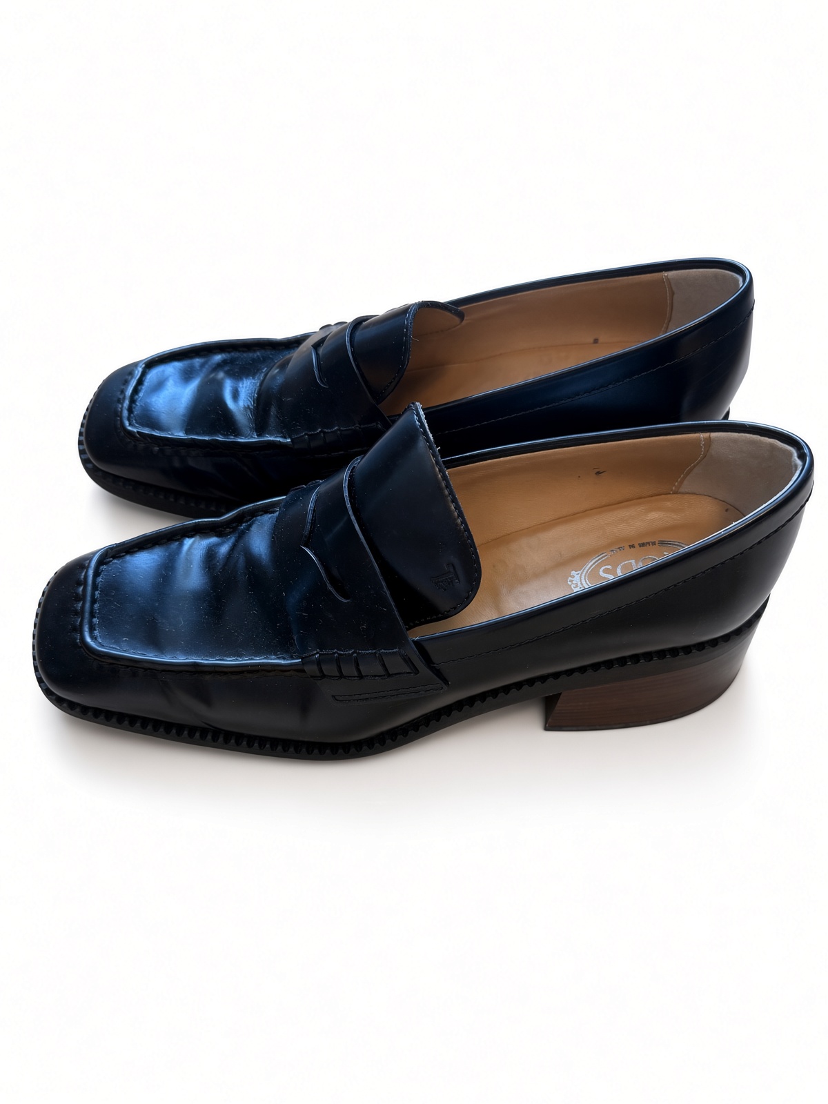 ［Preloved] Tod's black leather loafers