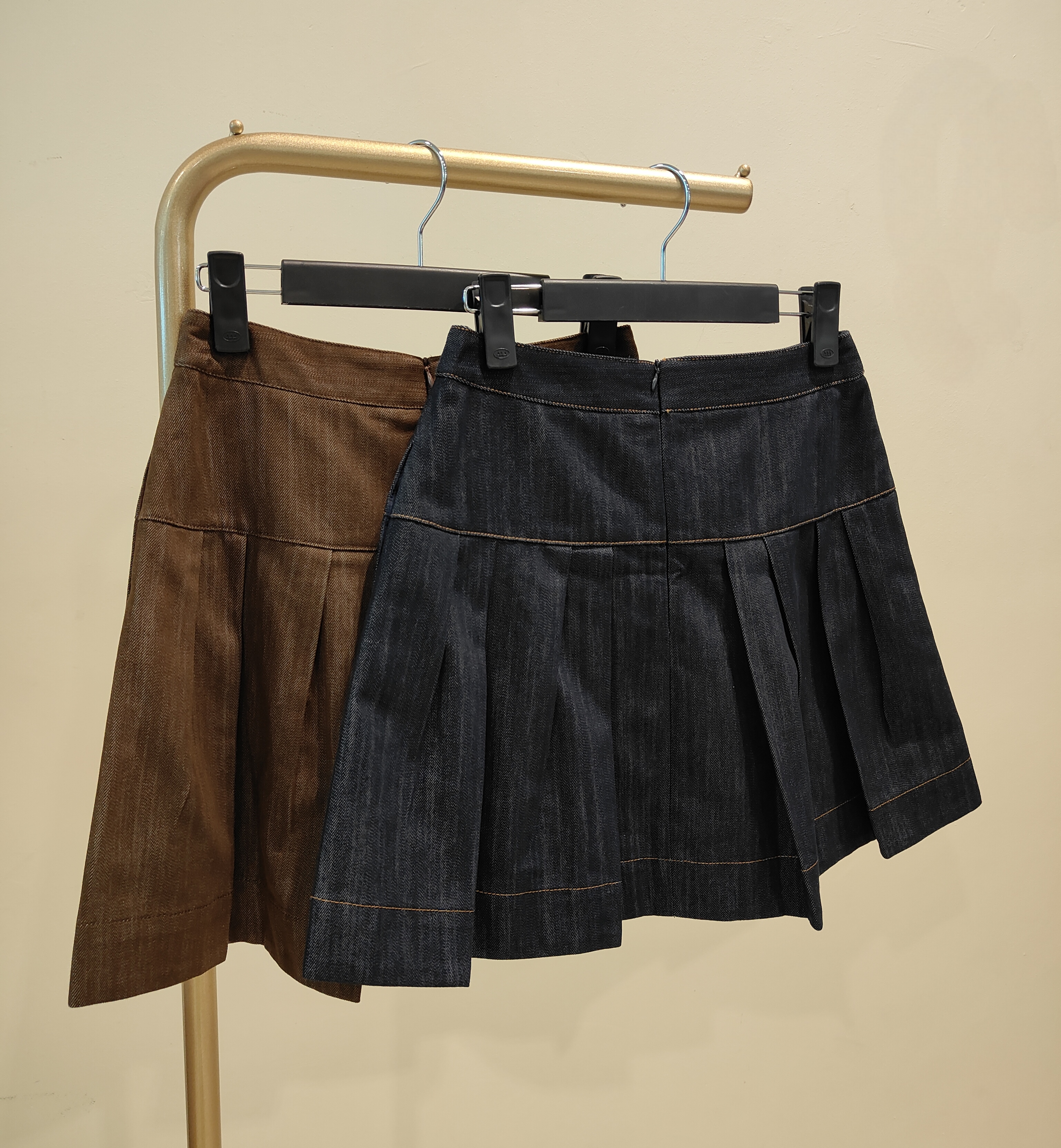 独家刺绣MW百褶裤裙 1416