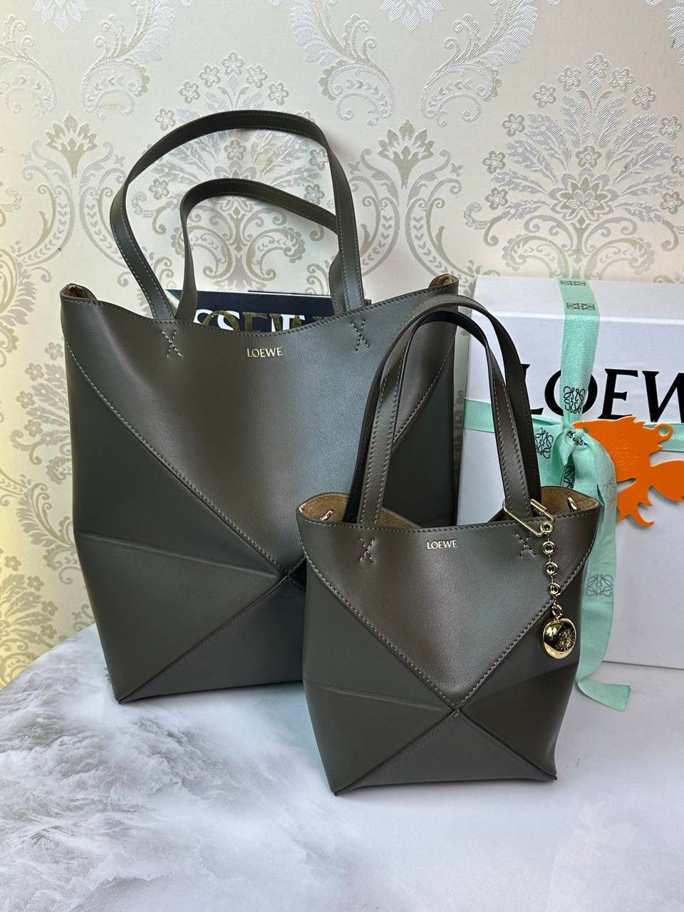 Loewe罗意威 Origami 立体拼接手提包 菜篮子包