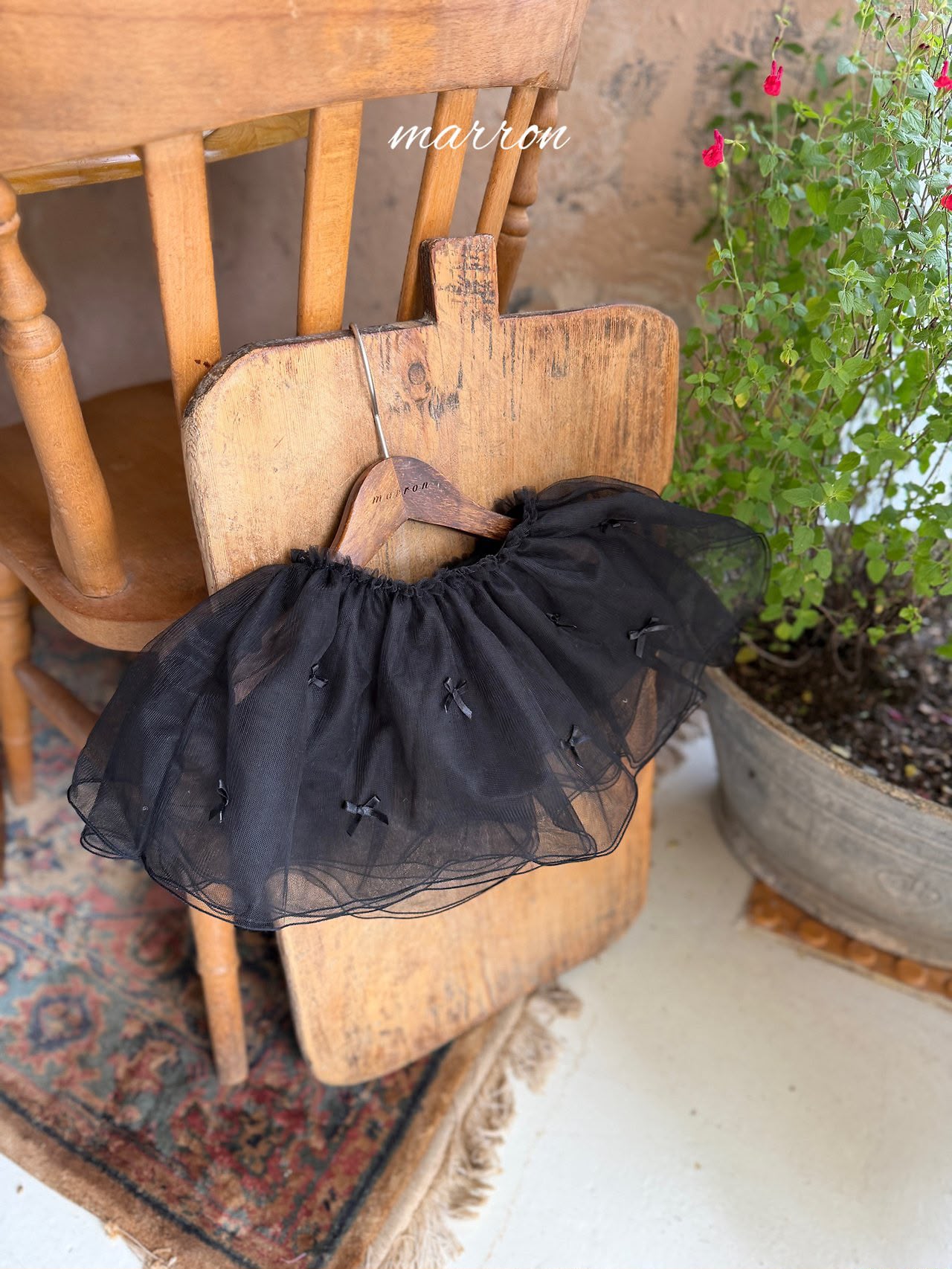 AW6107 Skirt