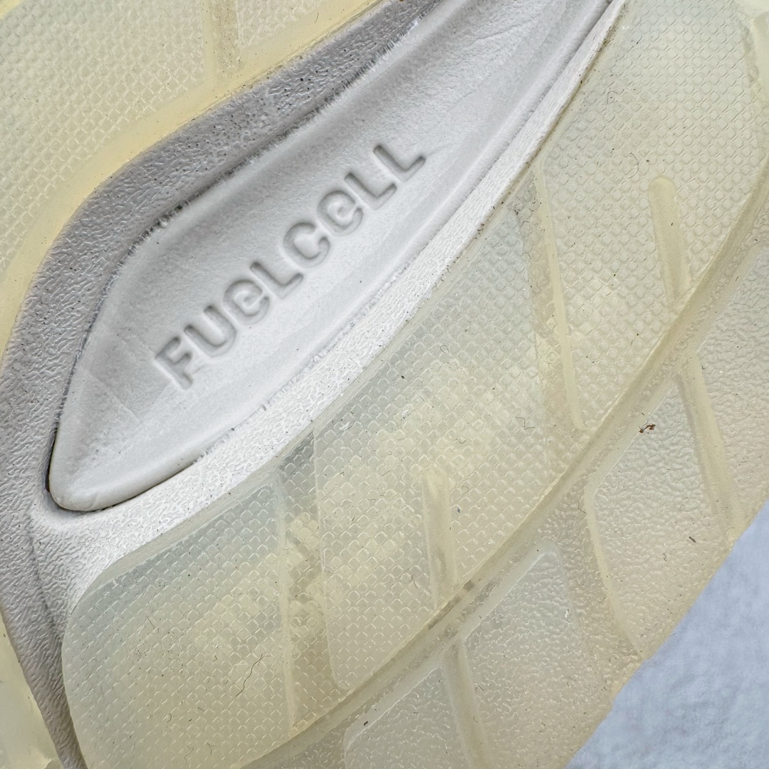 Stone Island x New Balance 991V2 U991SD2