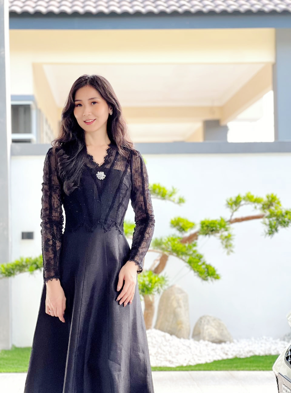 5085 Genevieve Lace Midi Dress 