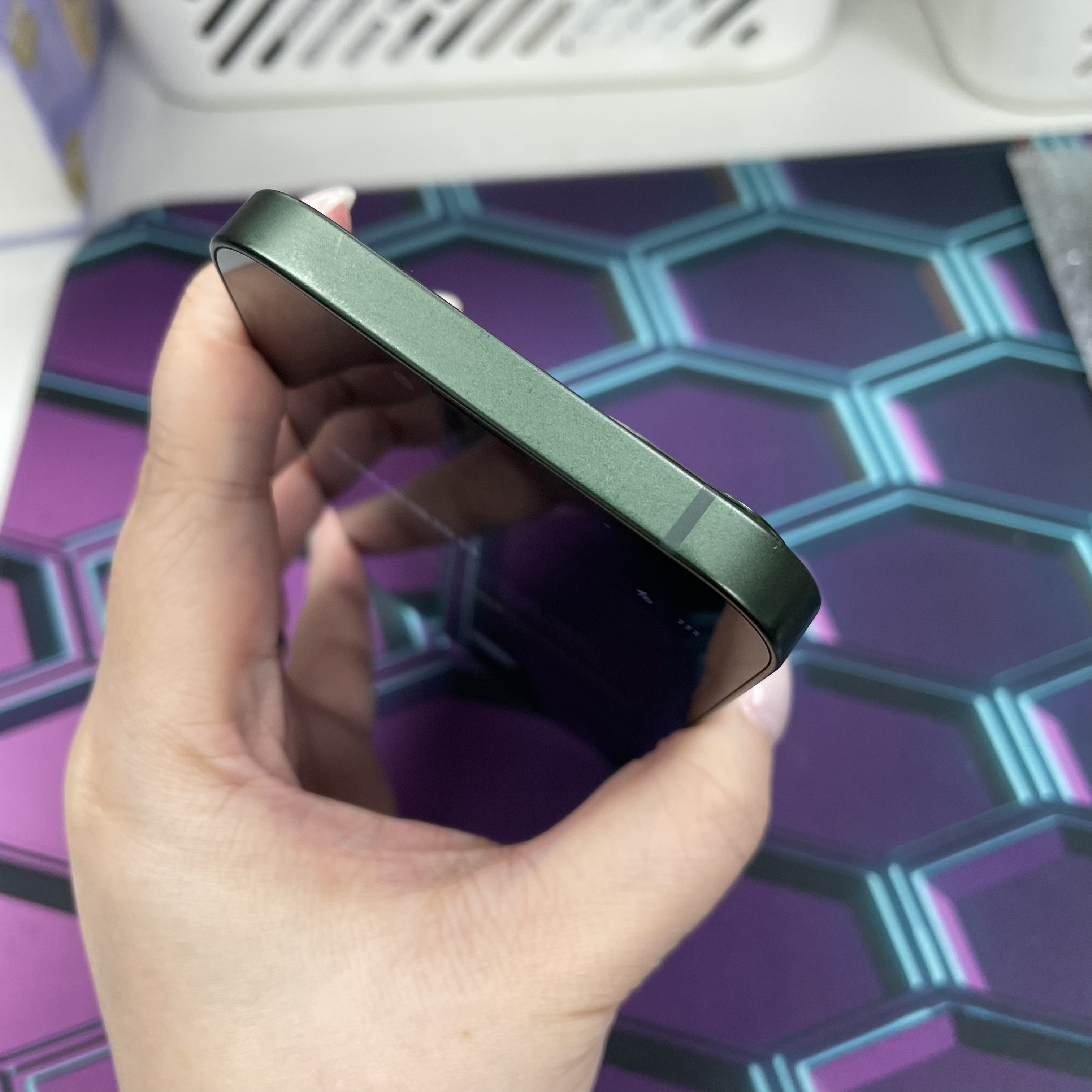 *6474 13 勁靚機 256GB 電100 綠色 green