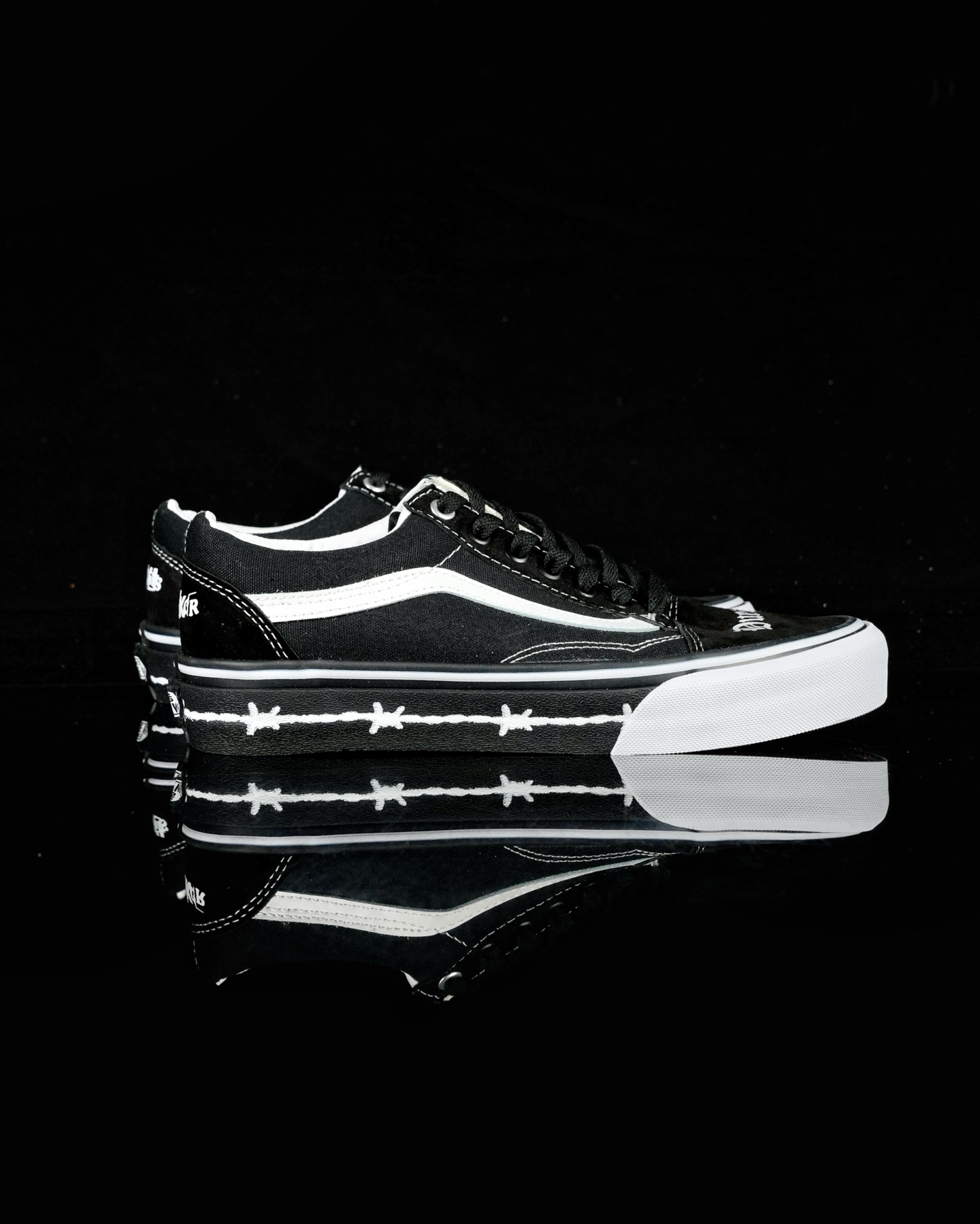 Vans Old SkoolTravis Barker Dues Paid