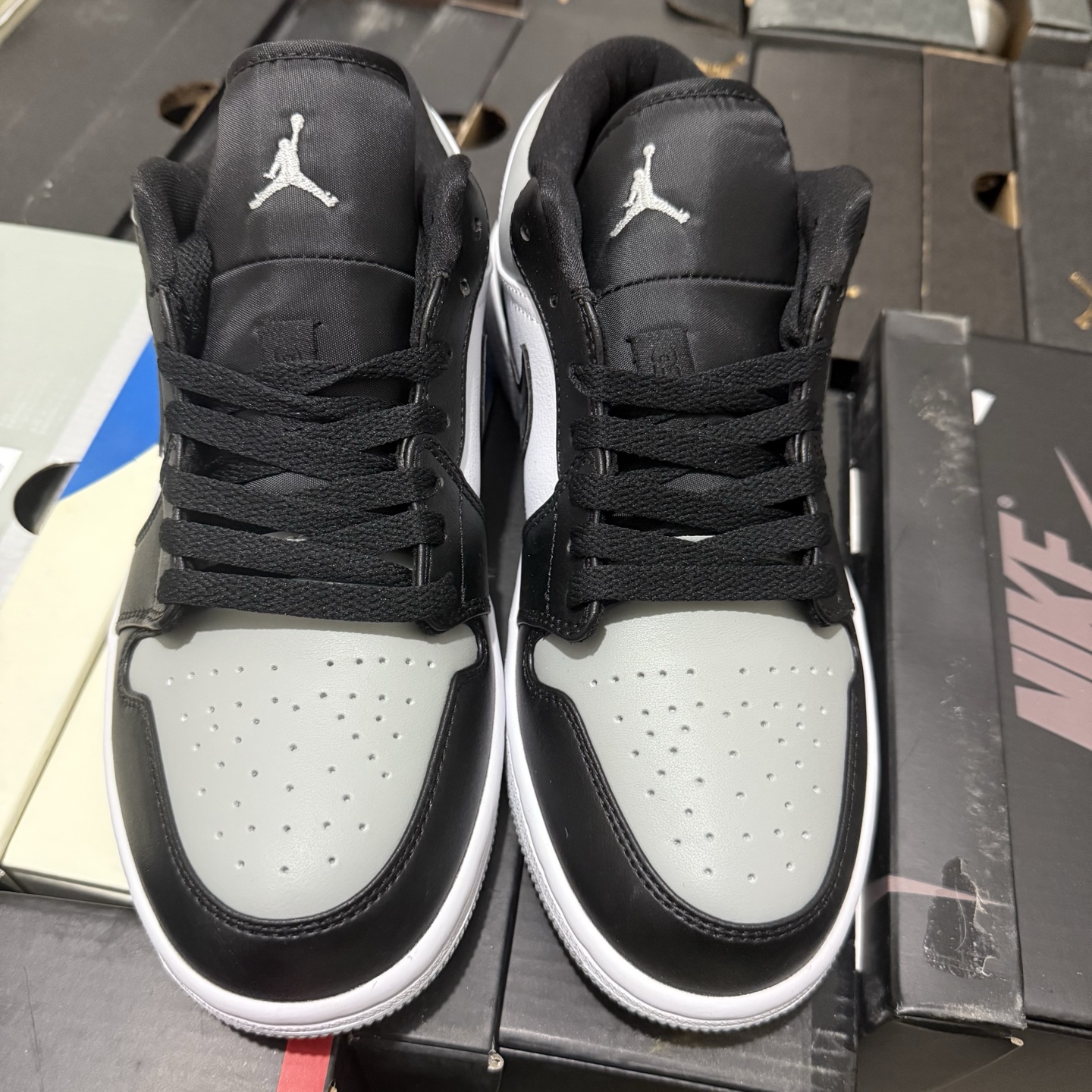 Nike Air Jordan 1 Low "Shadow Toe" 553558-052