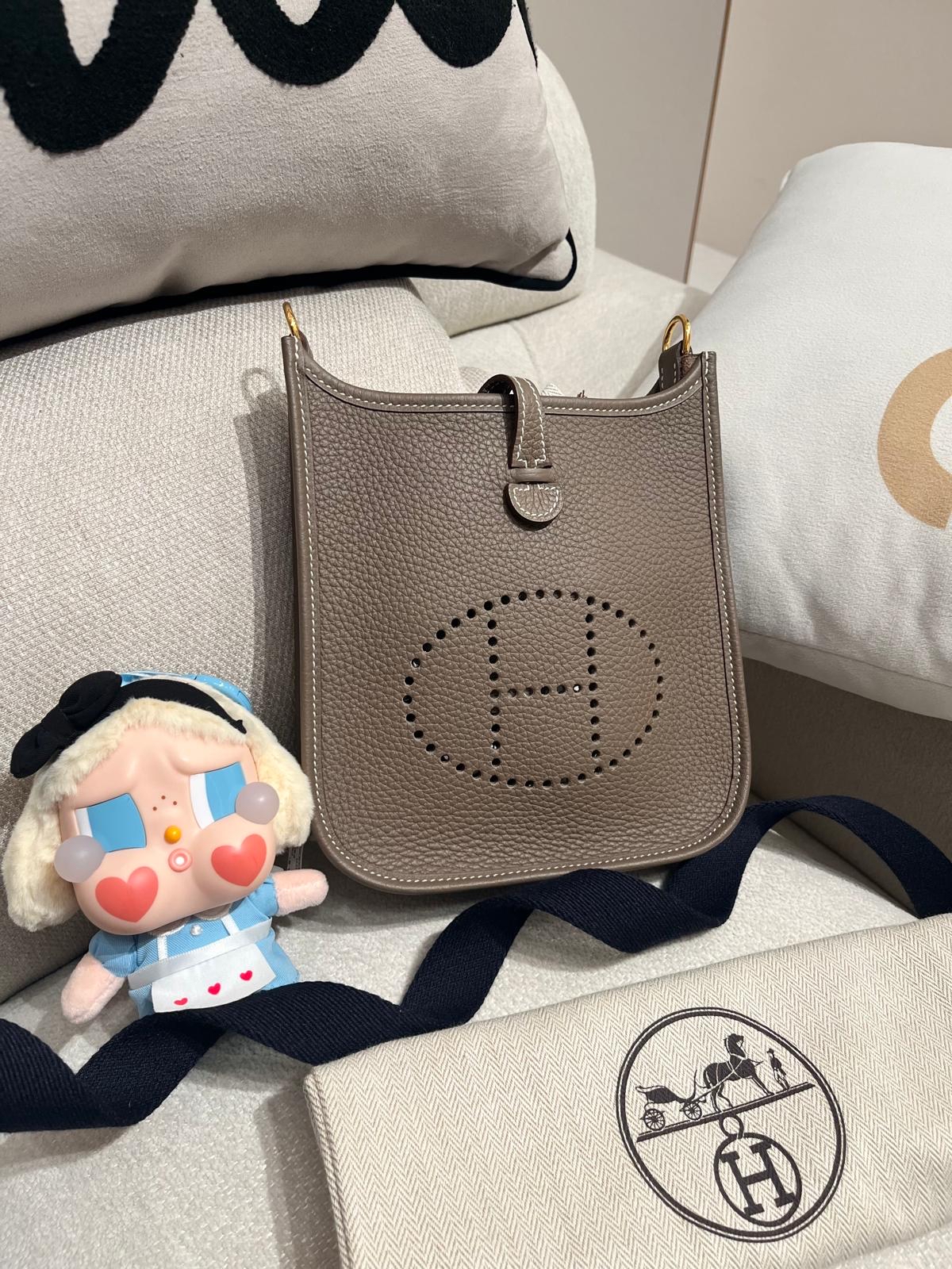 全新 Hermes mini evelyne,STAMP B Etoupe,金扣,100%Authentic,全新未使用品 ✅收據✅dust bag✅box 