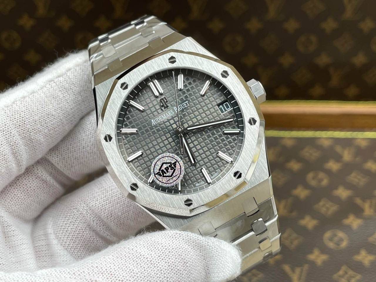 爱彼皇家橡树系列自动机械男士腕表