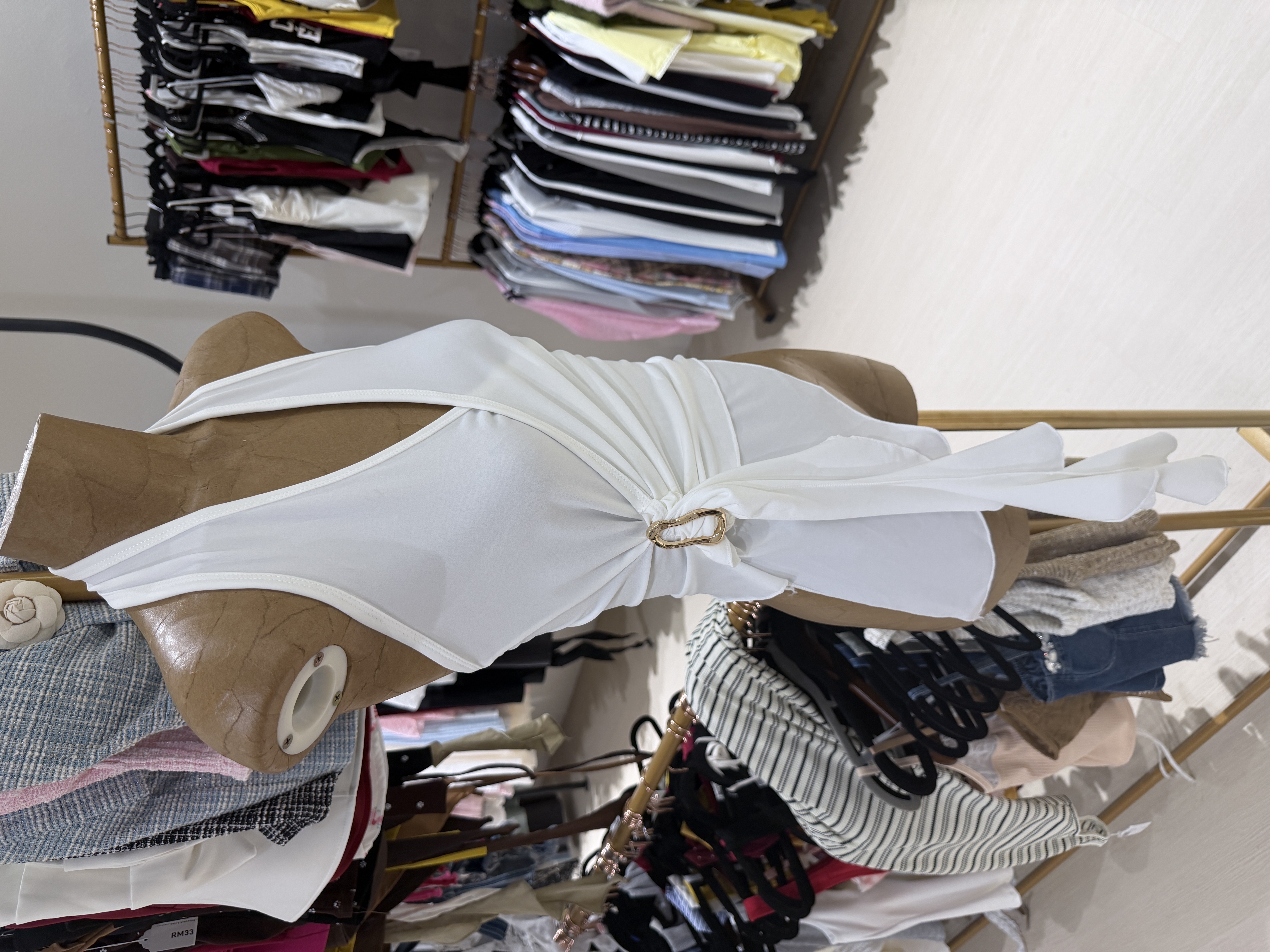 性感挂薄V领小背心