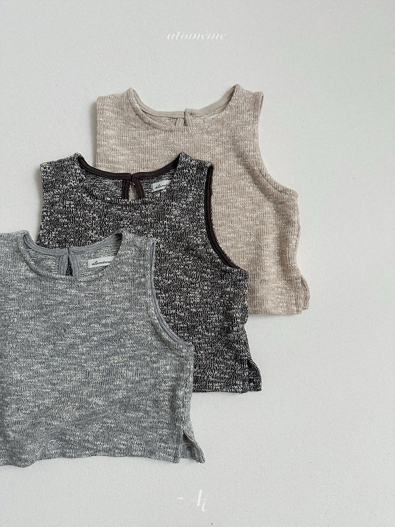 Atomeme | Nut wool vest