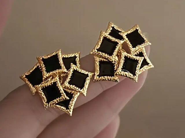 Geometric Gold-Edge Cluster Earrings