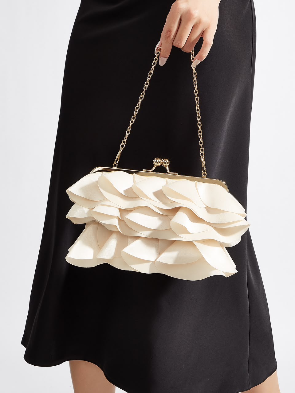 6368 Roselle Ruffle Clutch Bag