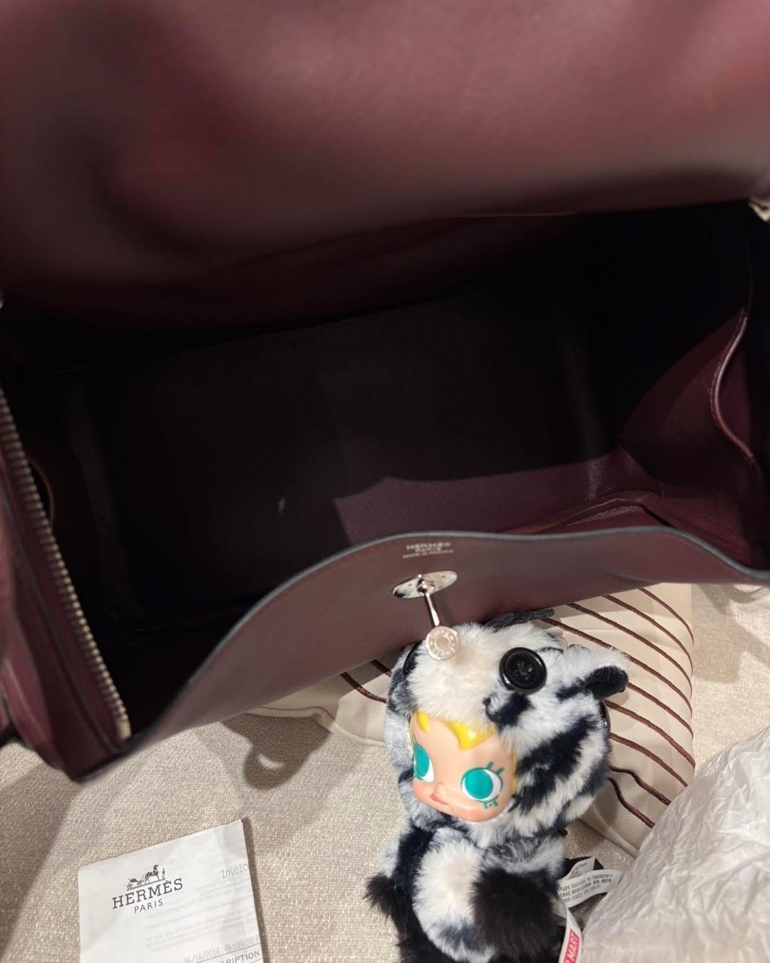 HERMES LINDY 30 STAMP X, 西梅紫Evercolor,100%Authentic ,98%new✅專門店收據✅防塵袋 