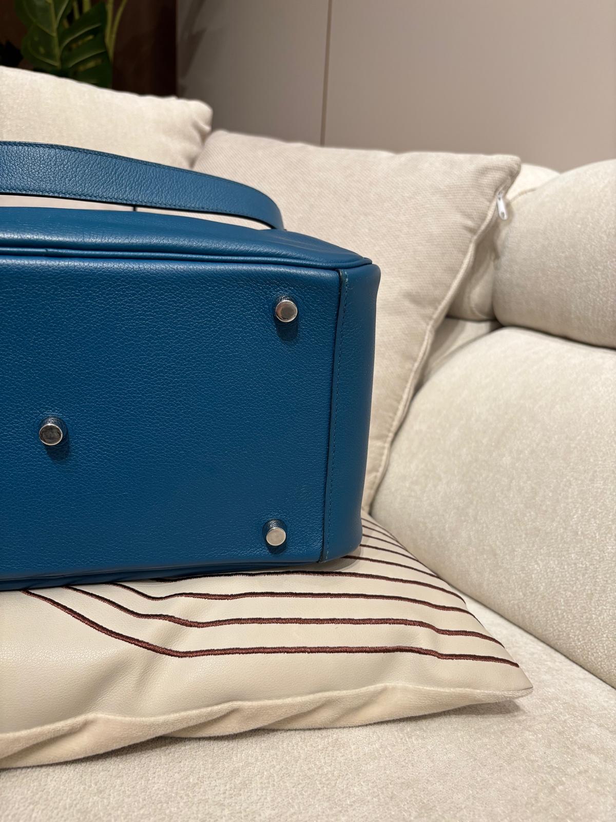 Hermes Lindy 30,evercolor 牛皮 100%Authentic ,95%new ✅塵袋✅盒