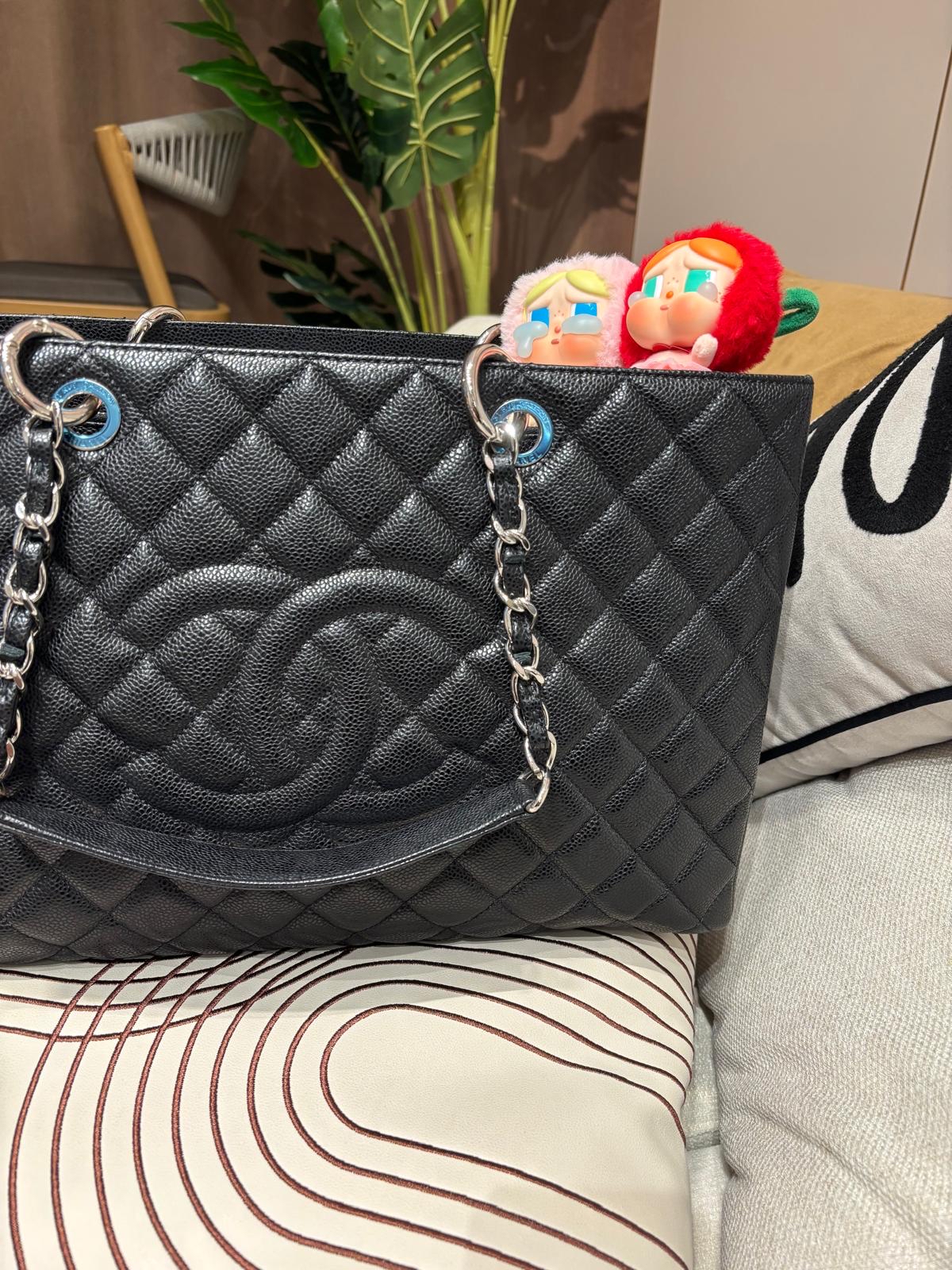 Chanel Gst XL TOTE BAG CAVIER CALFKSIN 黑色魚子醬牛皮金扣 100%Authentic, 98%New  ✅card✅Dust bag 