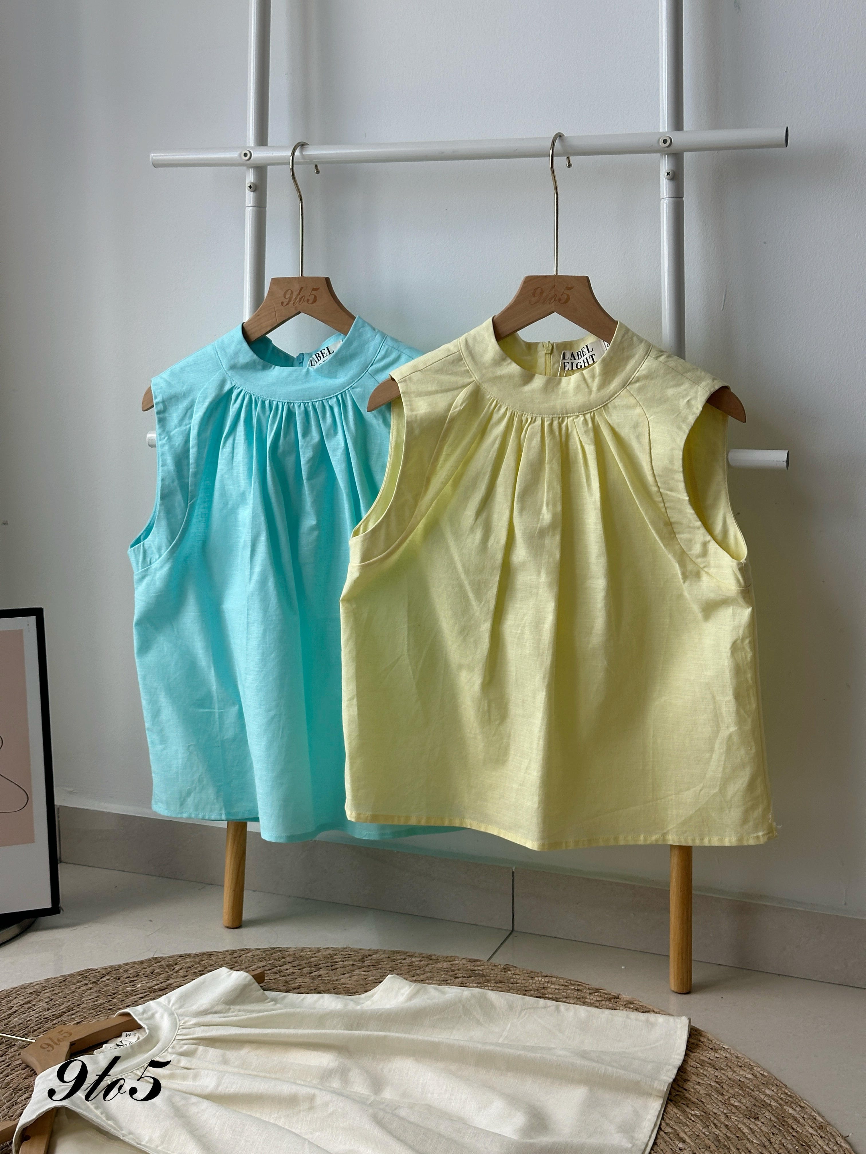 T4179 Sleevelss Mock Neck Ruched Top - 4 Colors 