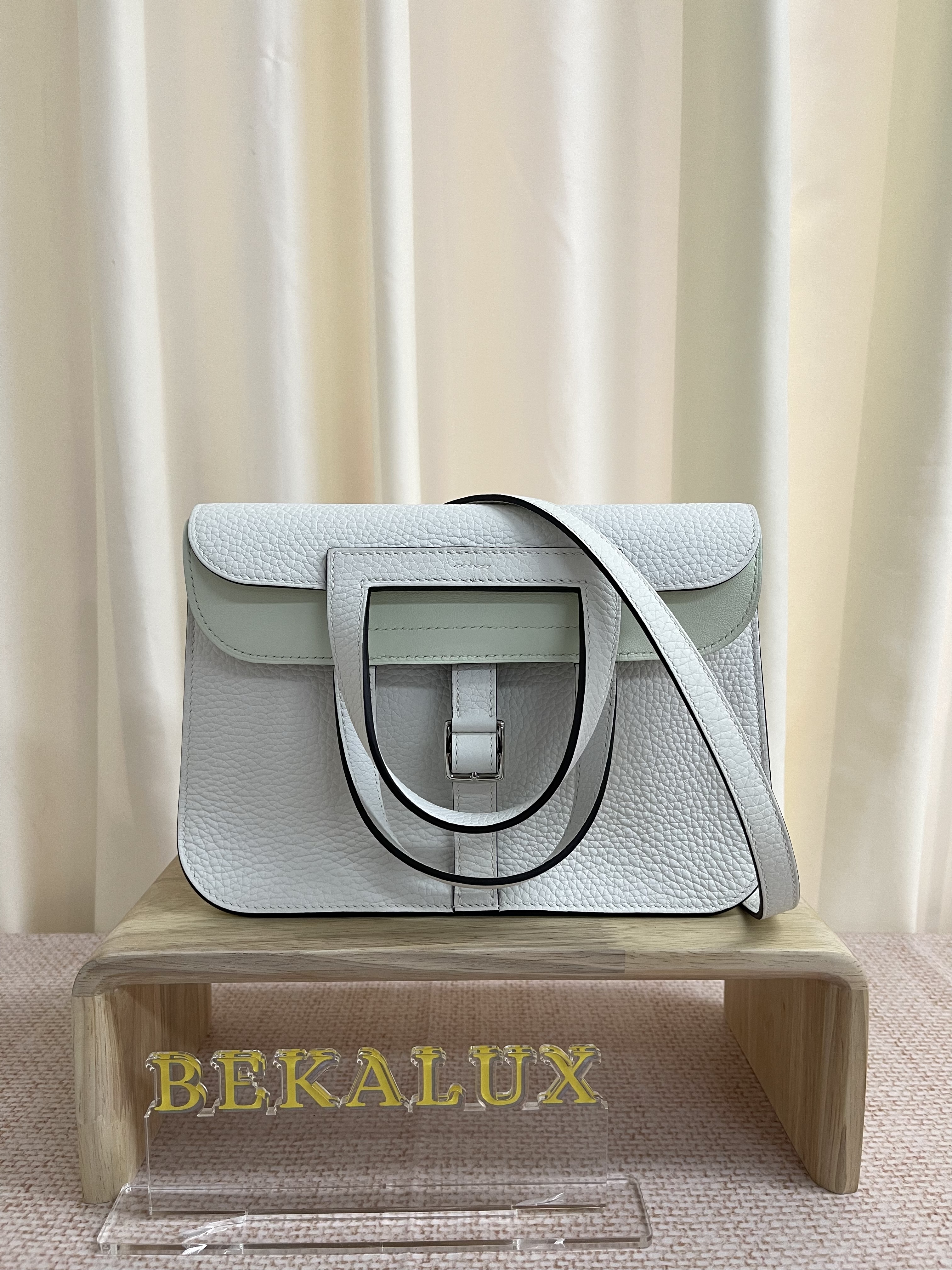 Pre-owned Hermes Halzan/ Stamp B/ Product Code: 26021111