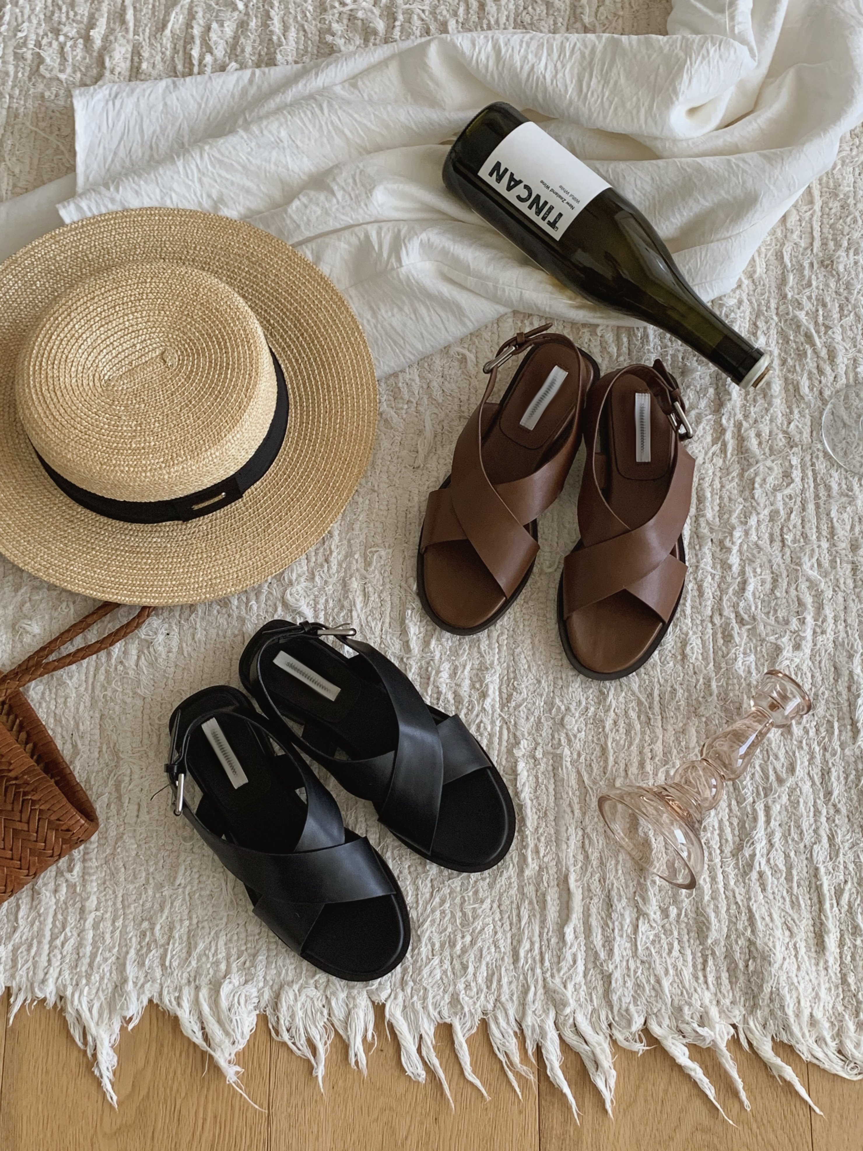Cross Strap Sandals (2 colors)