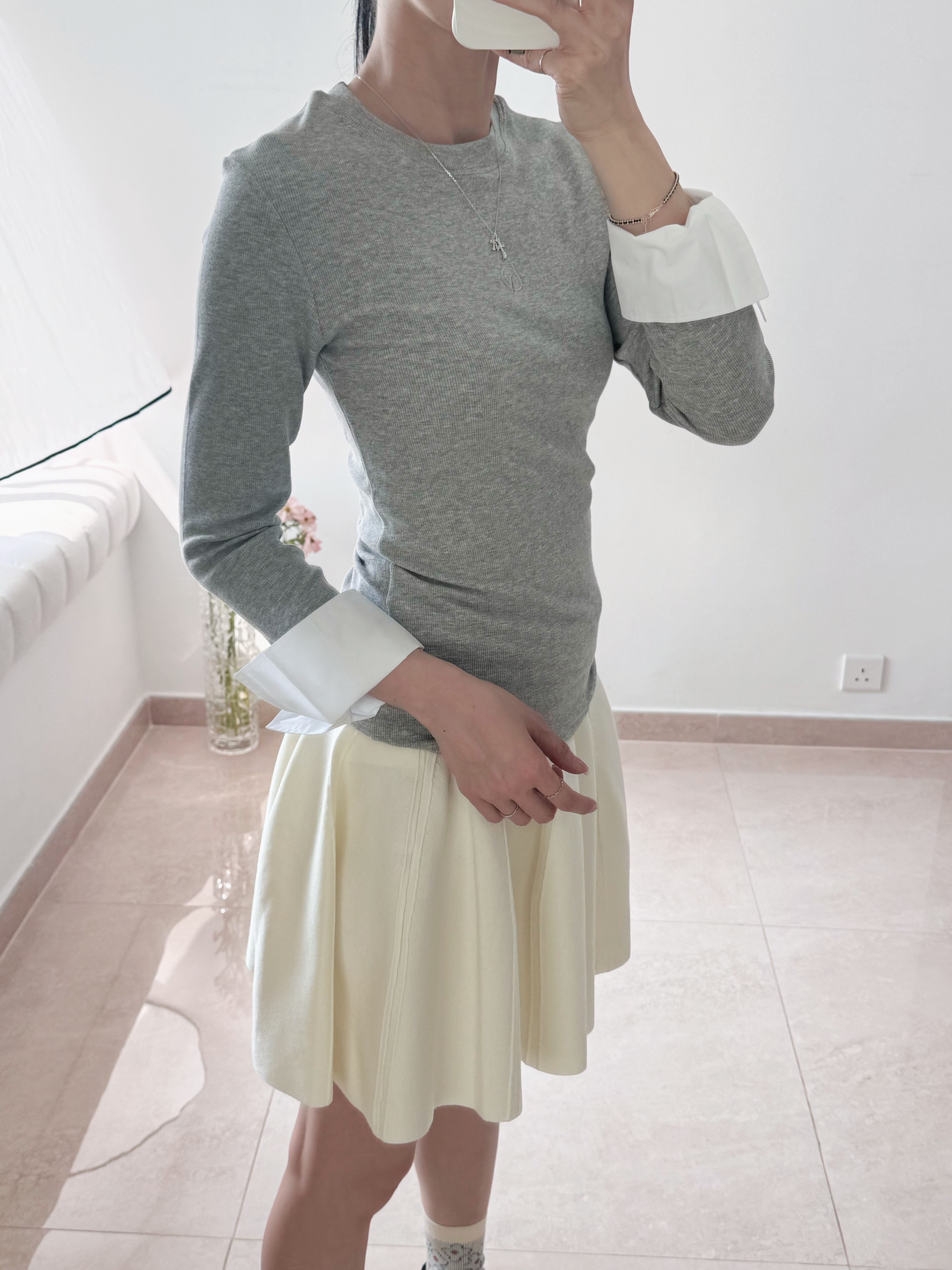 Stylish 3D cut ruffle knit skirt