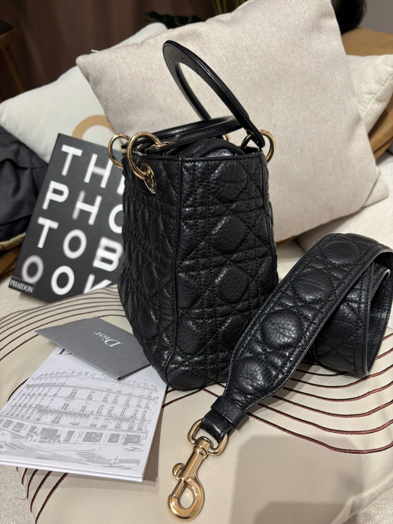 Dior Lady Dior 黑色牛皮 100%Authentic, 95%New ✅收據✅ certificate ✅Dust bag ✅Box