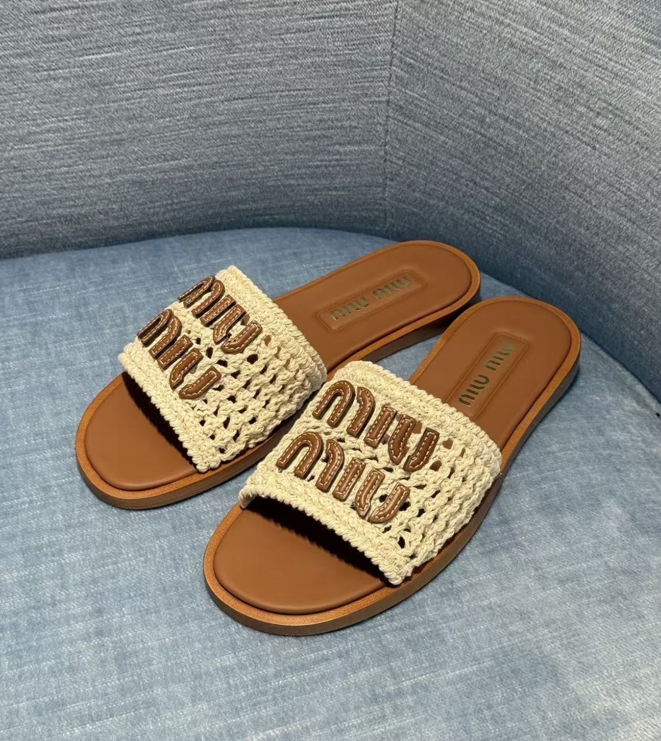 夏季新款 🆕訂貨📮MIUMIU編織拖鞋 Color Ivory Size 36/36.5/37/37.5/38/38.5/39/40