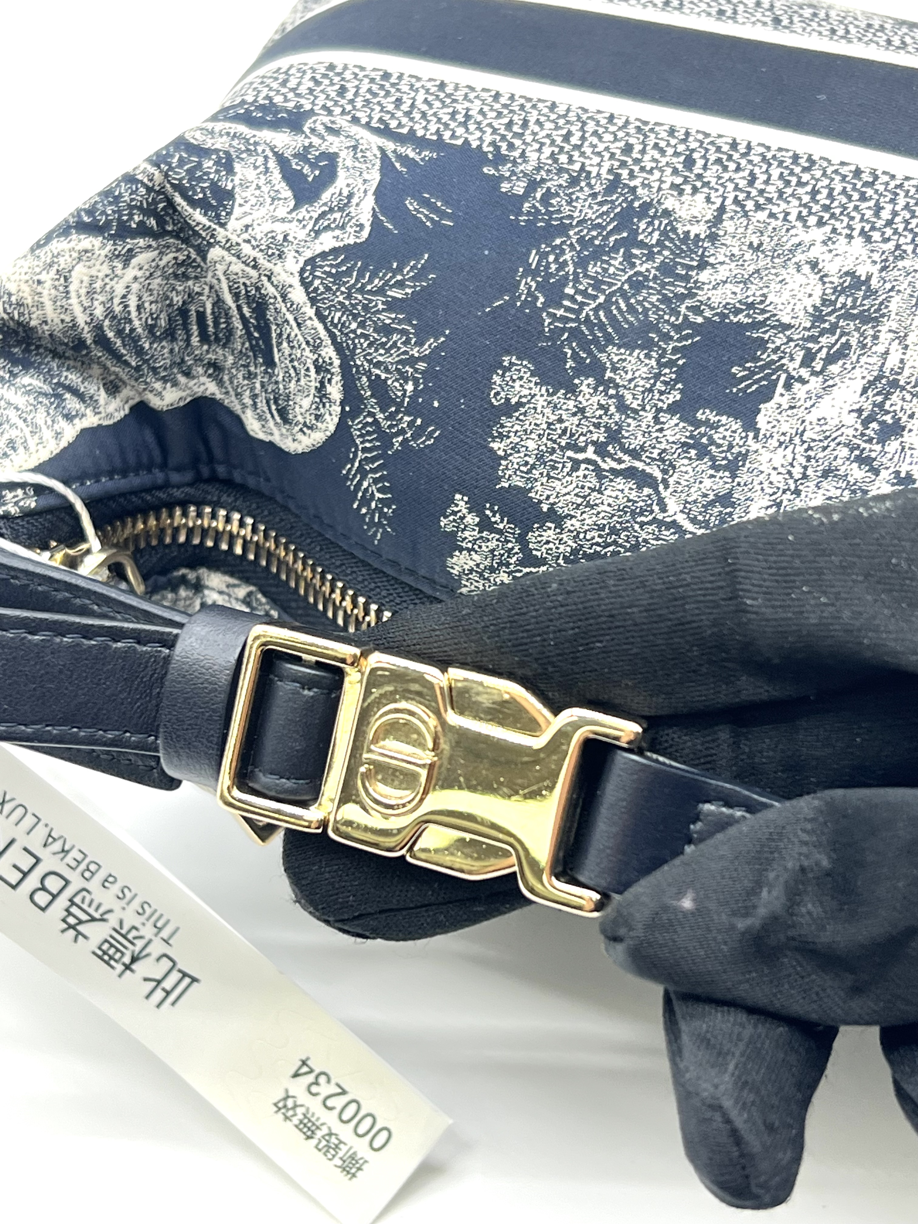 Pre-Owned DIOR Travel Nomad Pouch / Product Code: 26041401