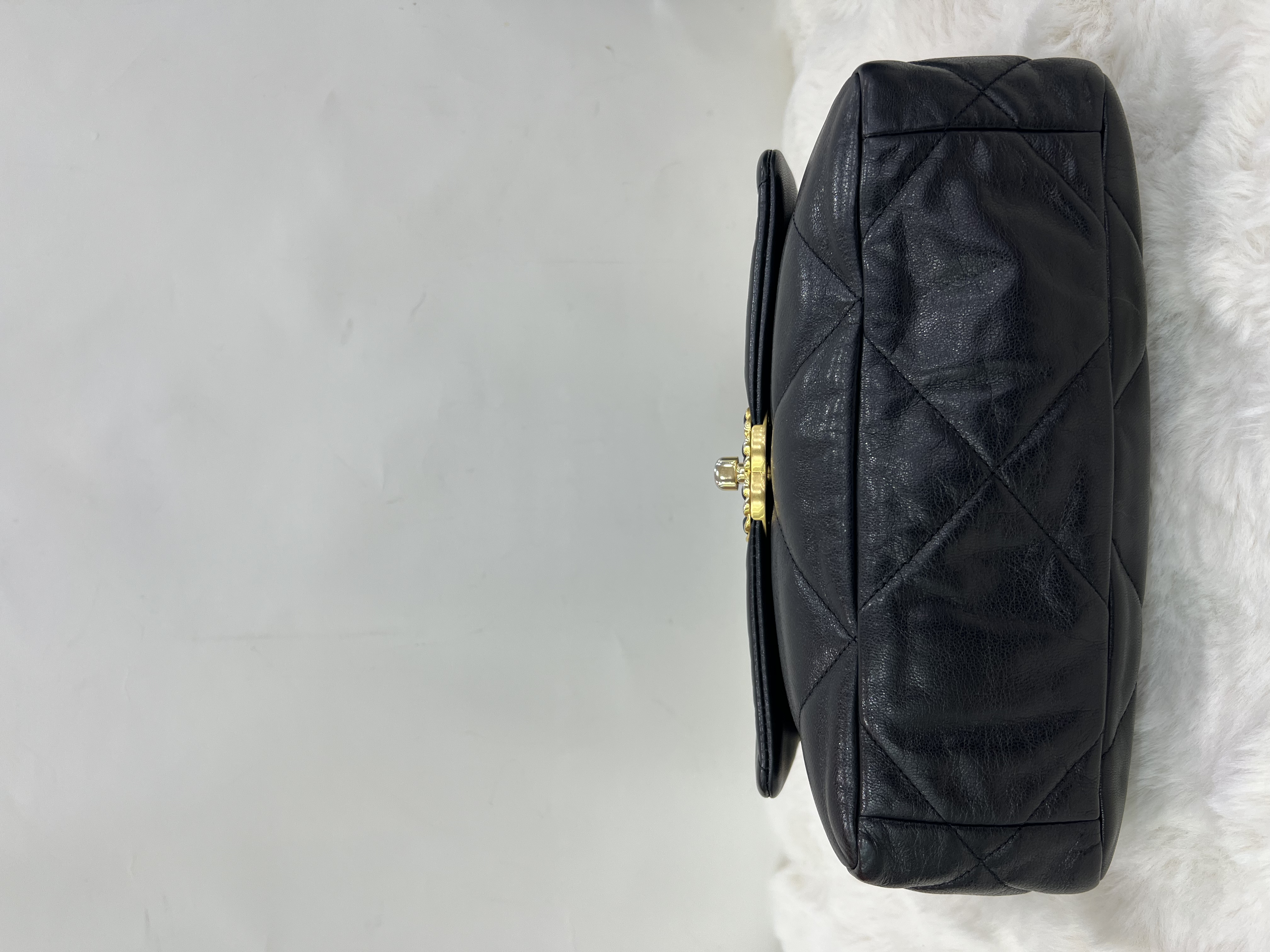 直播貨品 |  [1個-$100 2個-$300］J23
