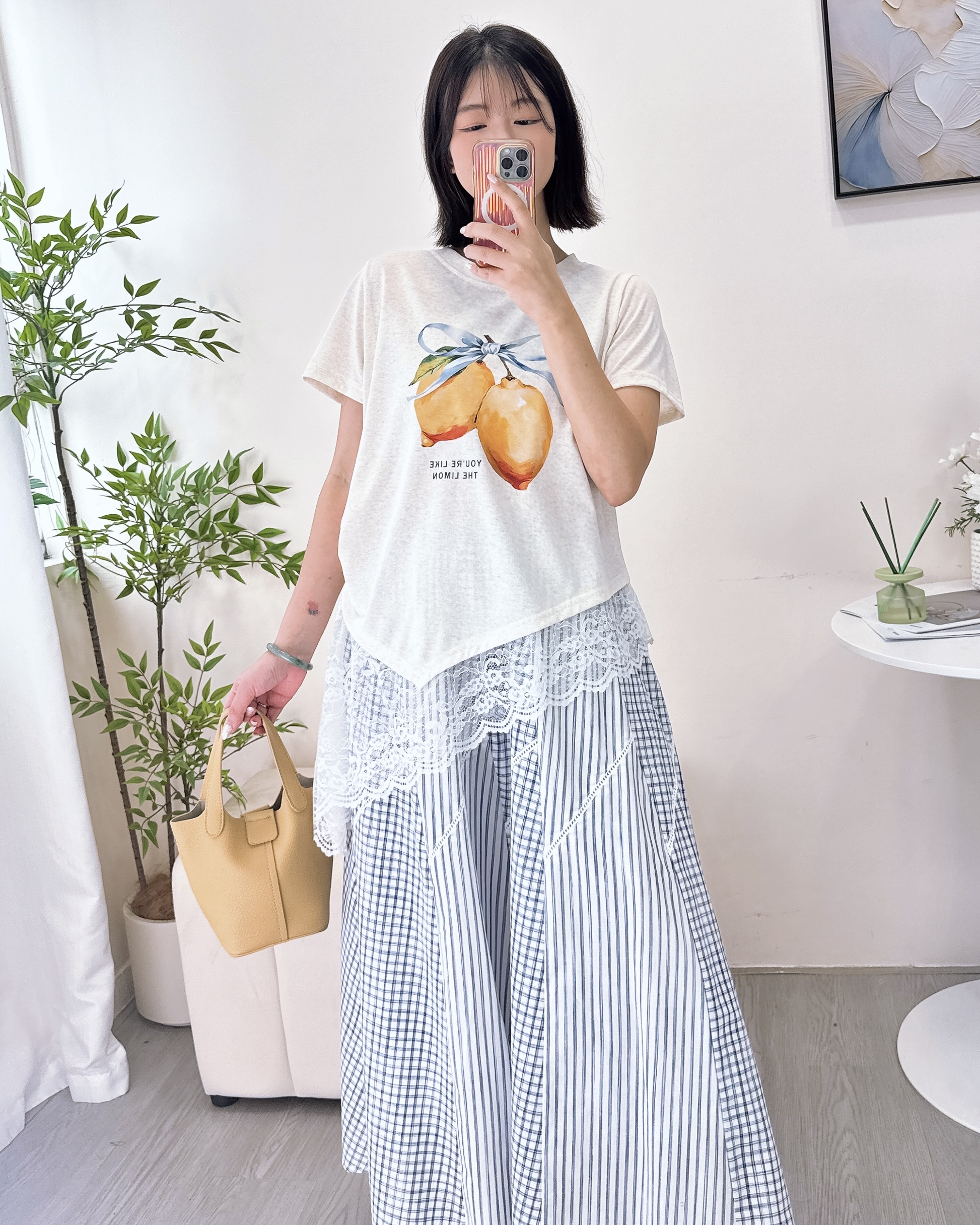 超美拼蕾絲檸檬上衣 