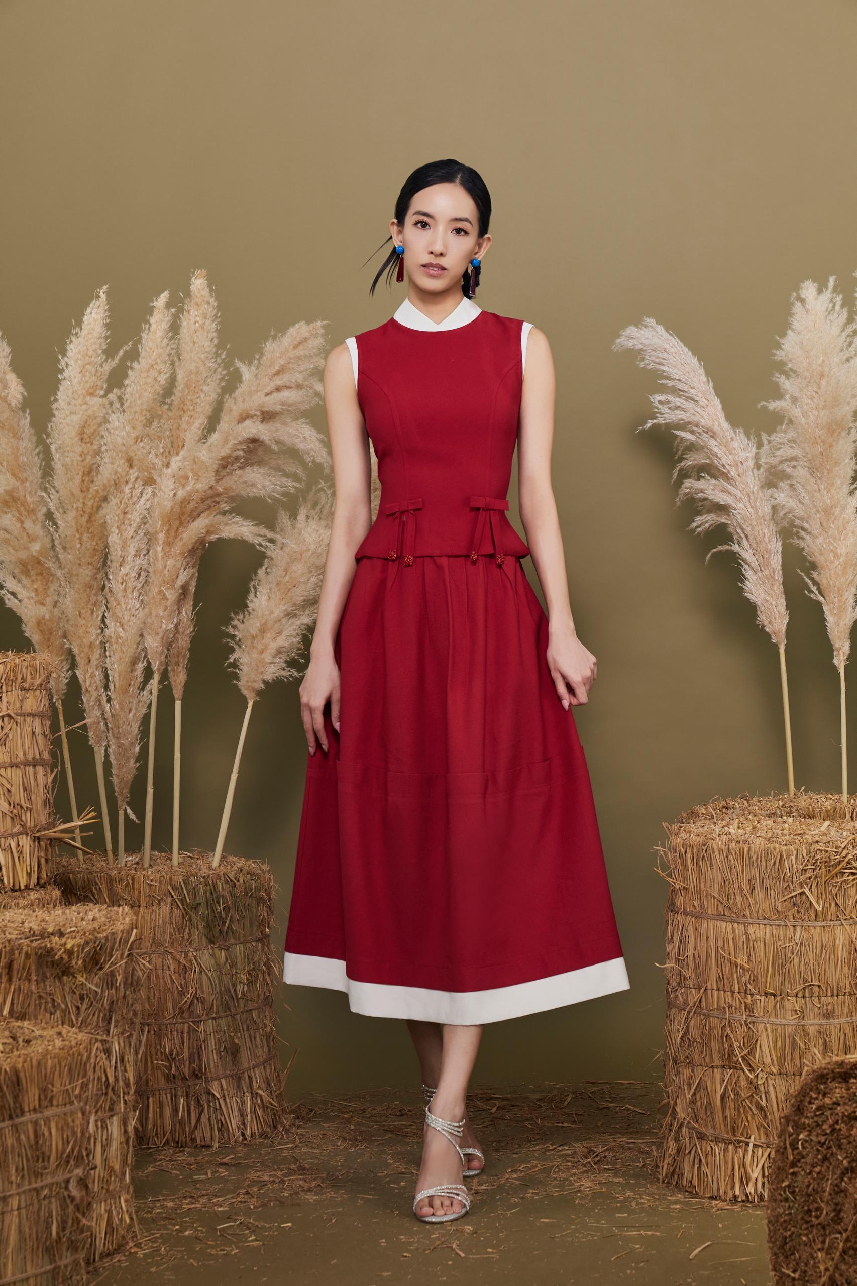 CB2781 + CS1439 Oriental Peplum Two-Piece Set