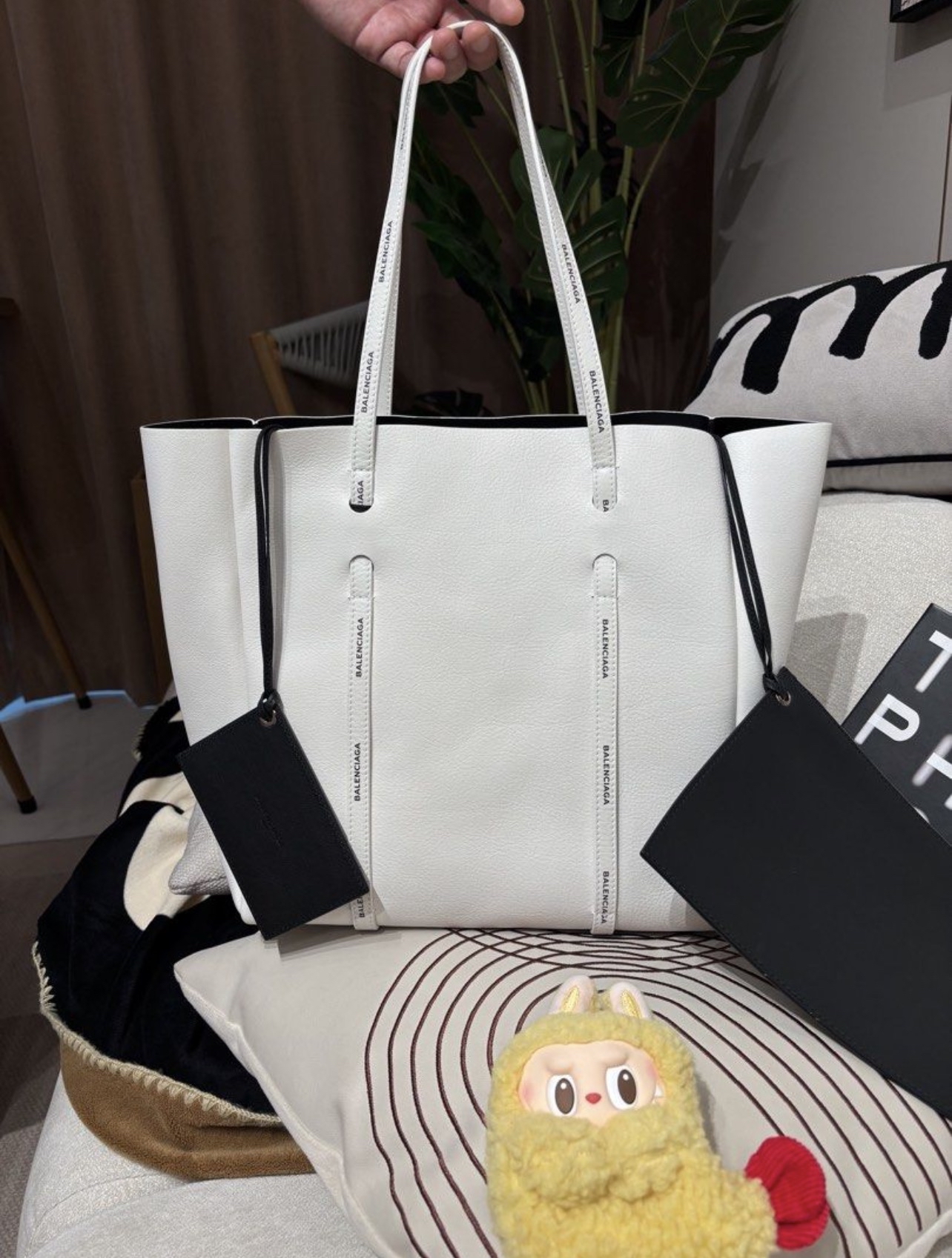 Balenciaga Everyday Tote Bag Calfskin 100%Authentic, 98%New ✅Dust bag