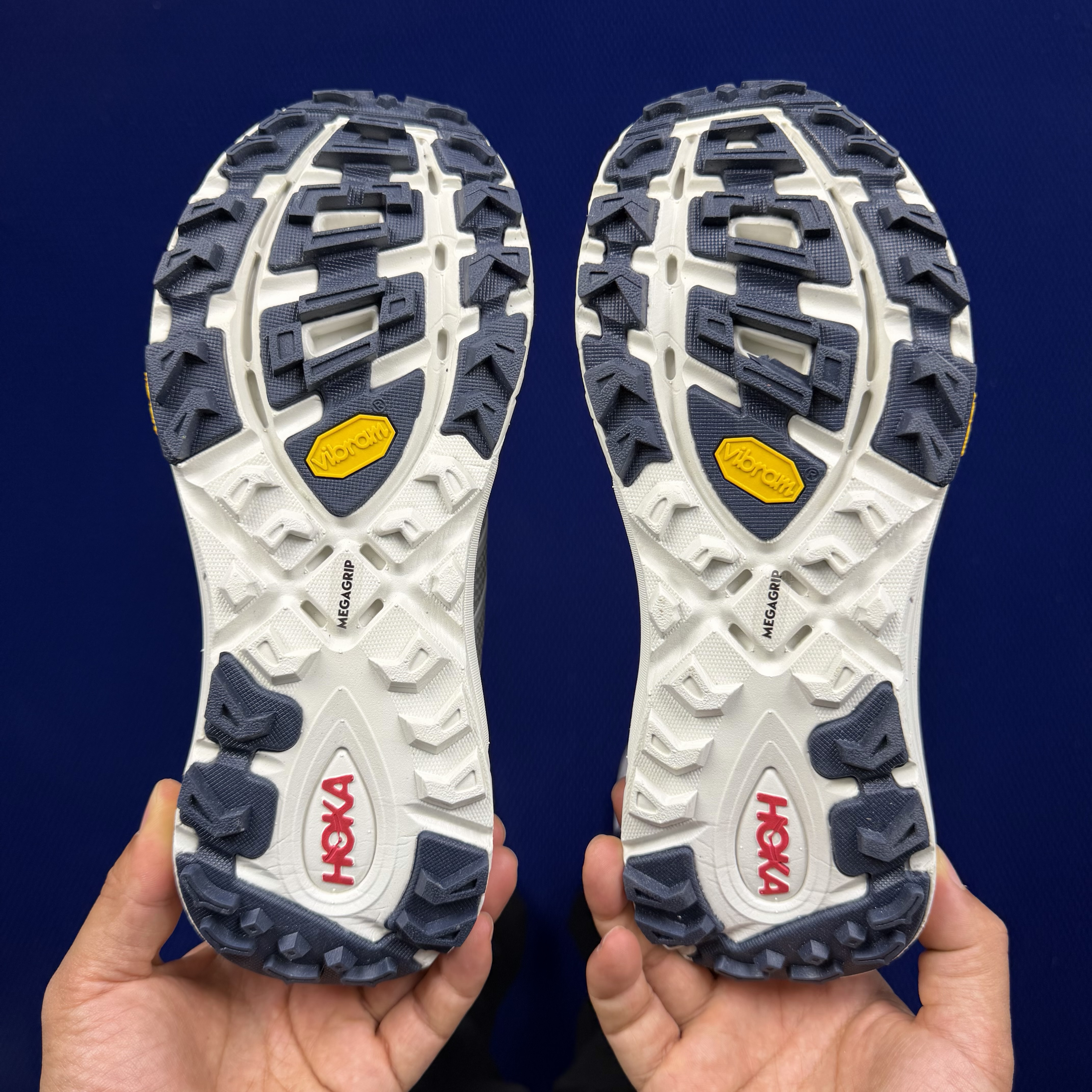 Hoka One One Mafate Three 2 