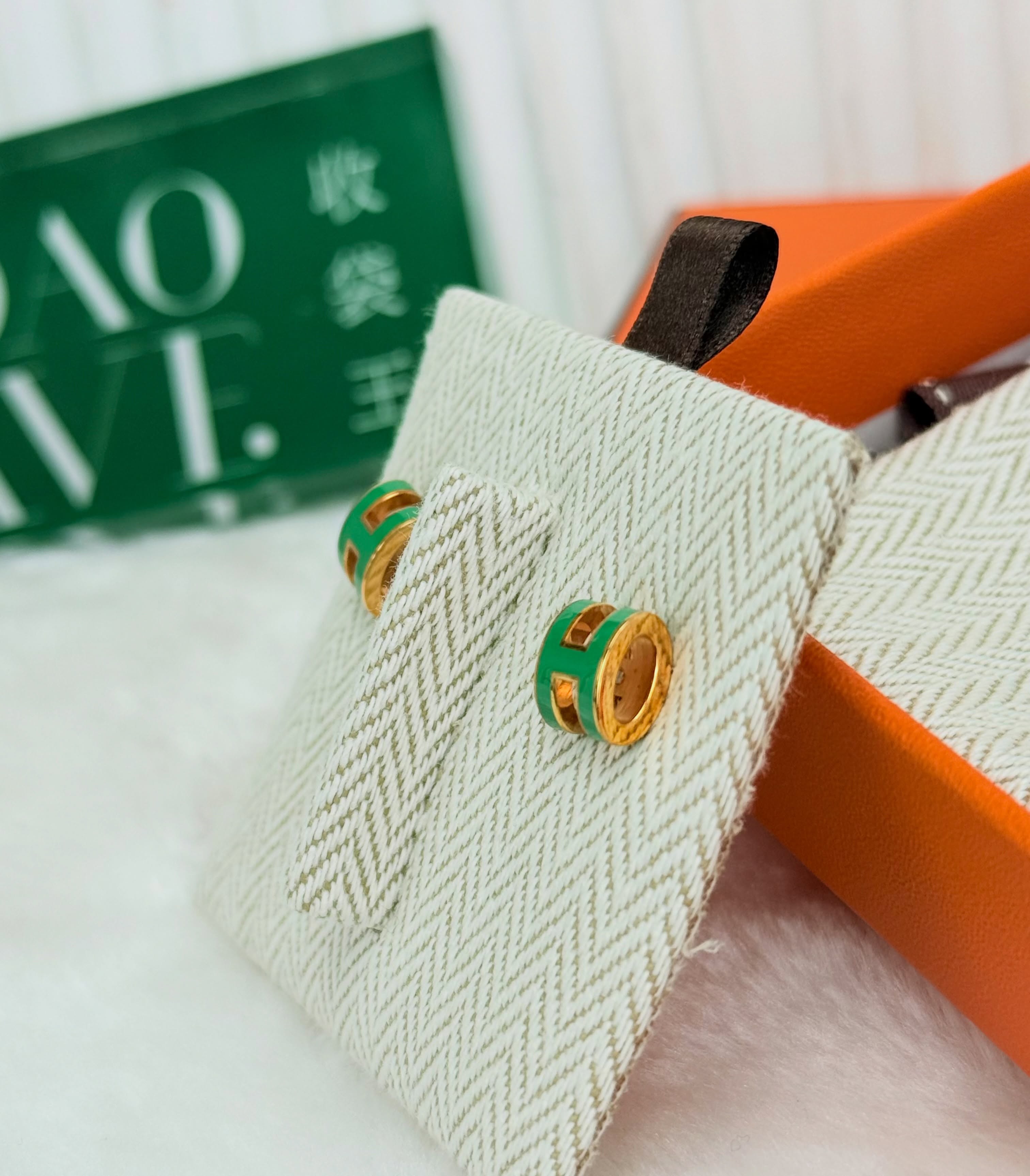 Hermes 🤍PRE OWNED👜 Mini Pop H 綠色金色耳環 全套💚