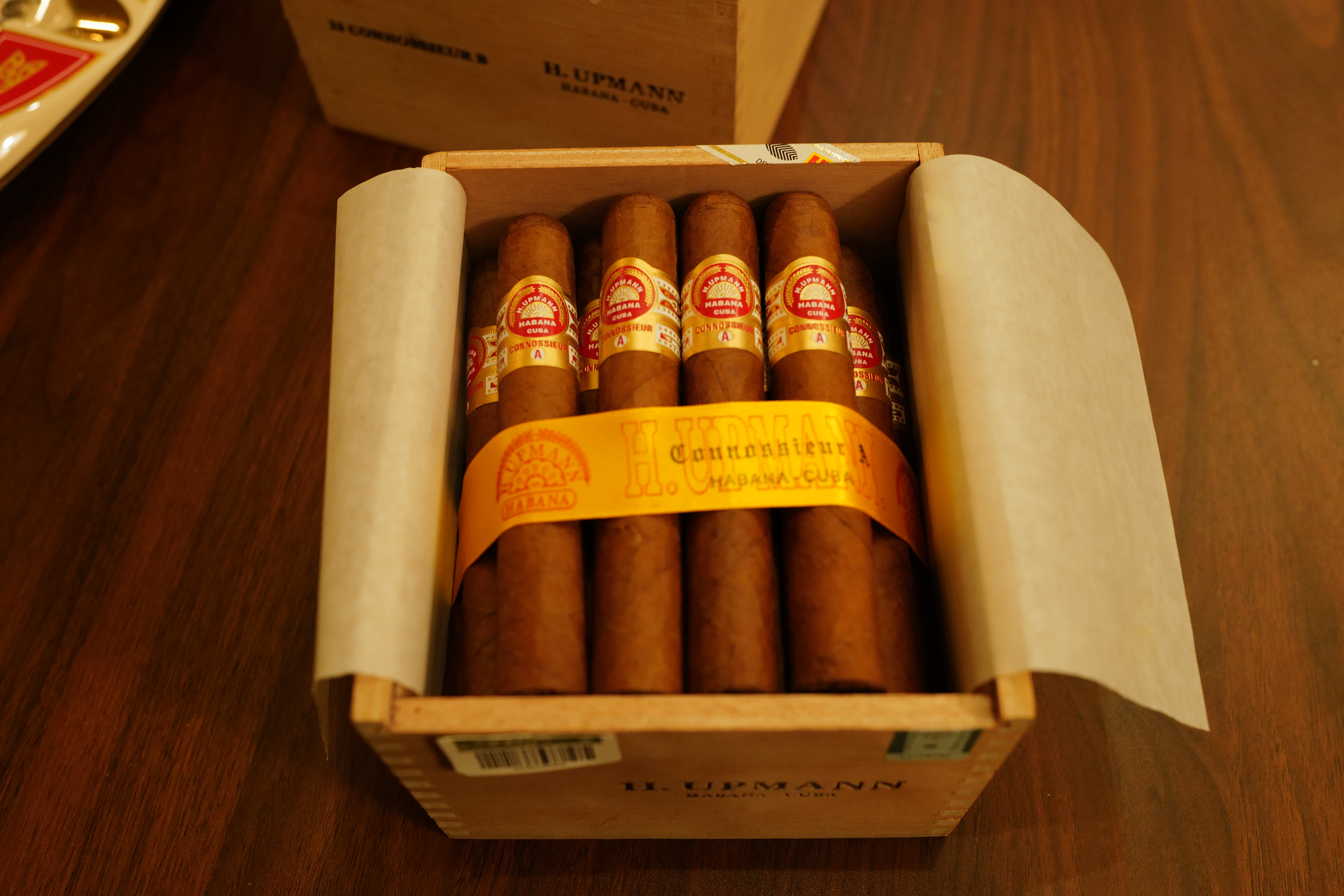 H.Upmann Connossieur No.A LCDH (烏普曼 鑑賞家A)