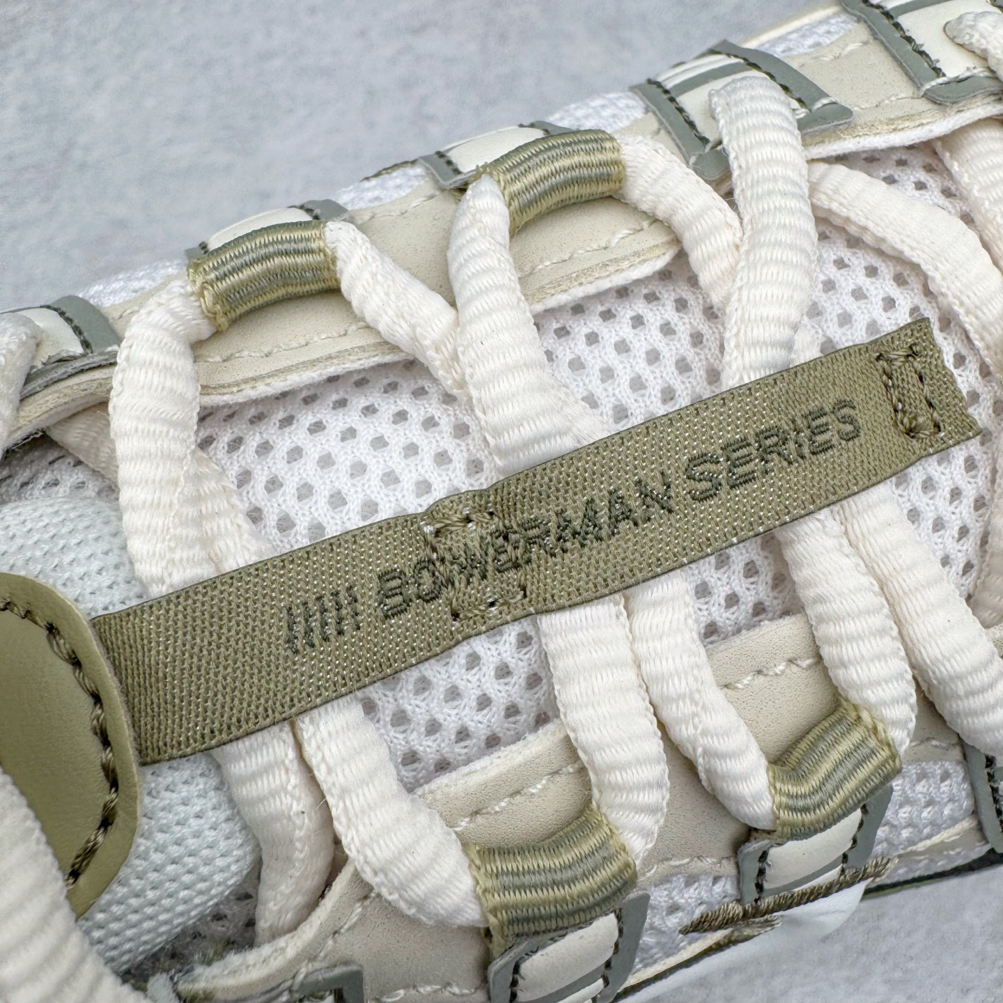 Nike P-6000 IH0246-320  