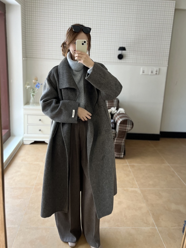 Warm-Tone Buckle Drape Slacks (Brown)