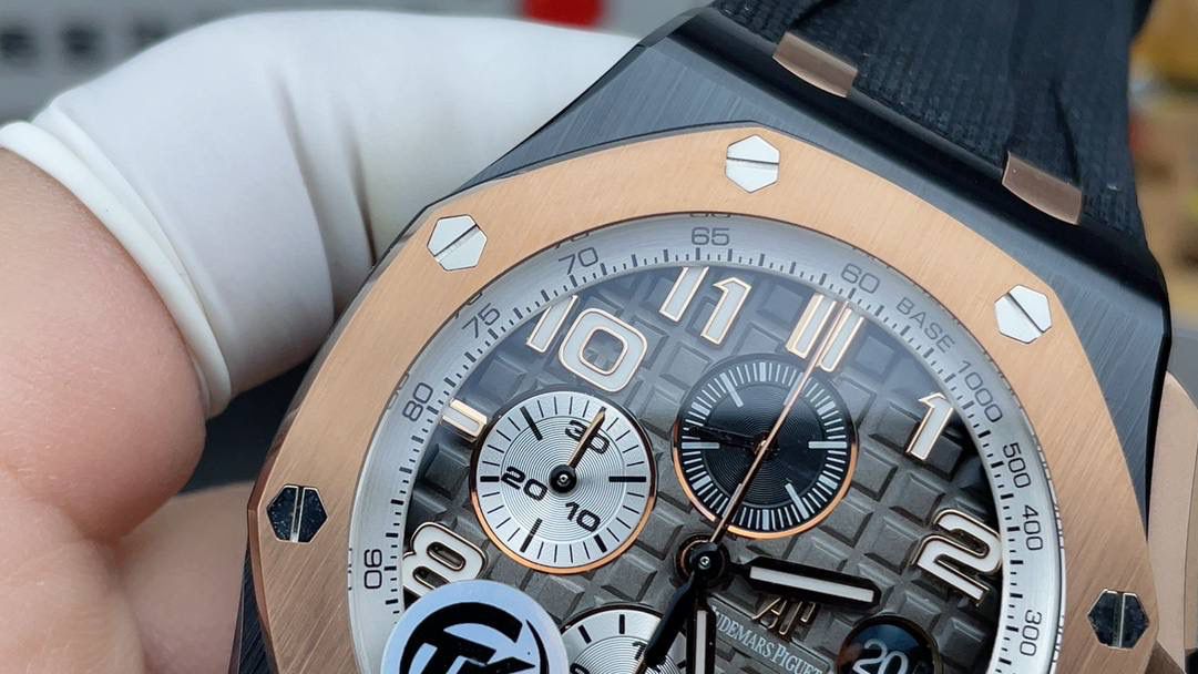 爱彼皇家橡树离岸型计时码表玫瑰金